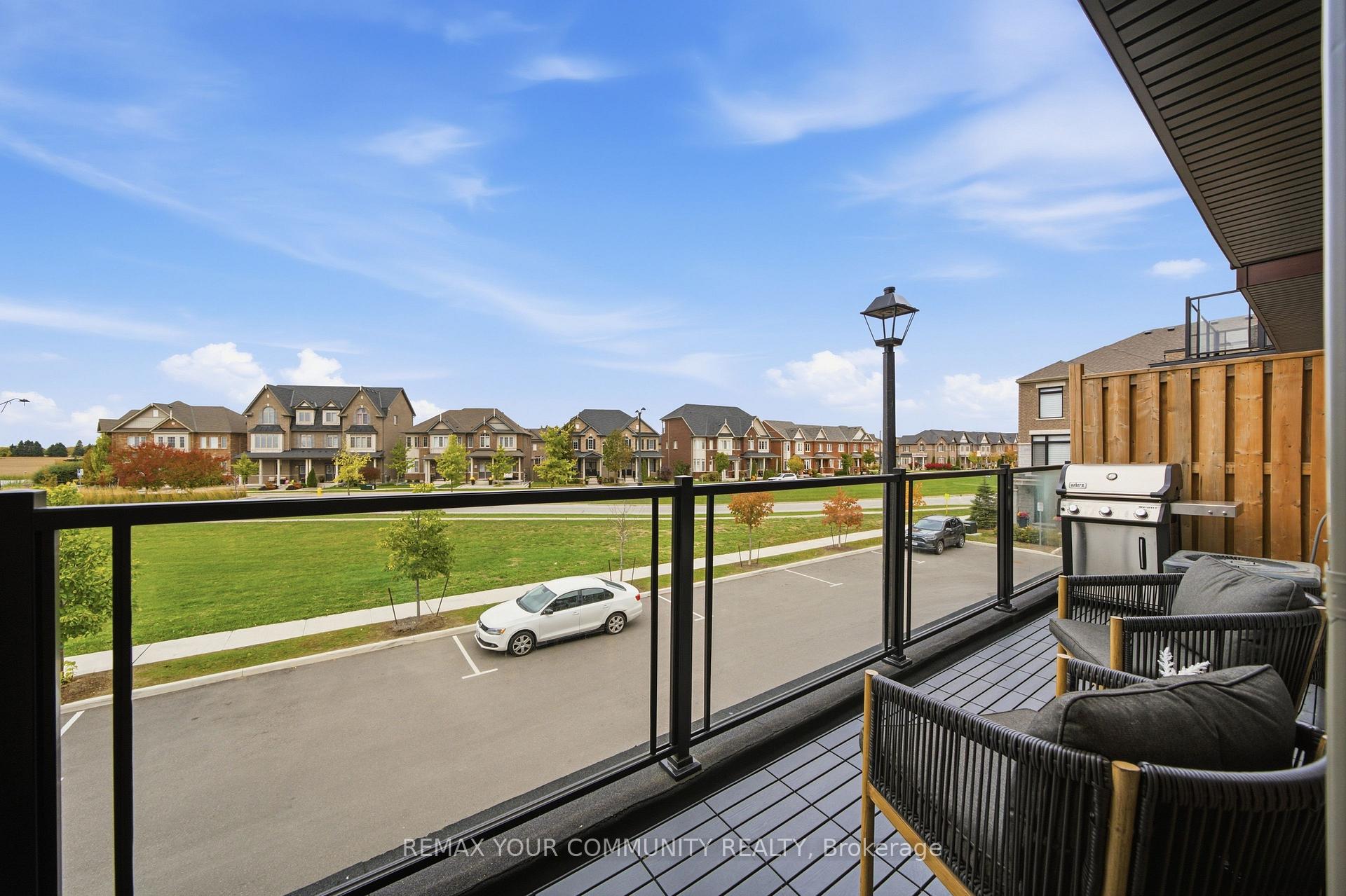 Photo 43 of 104 Holyrood Crescent, Vaughan, Kleinburg — HOMEH