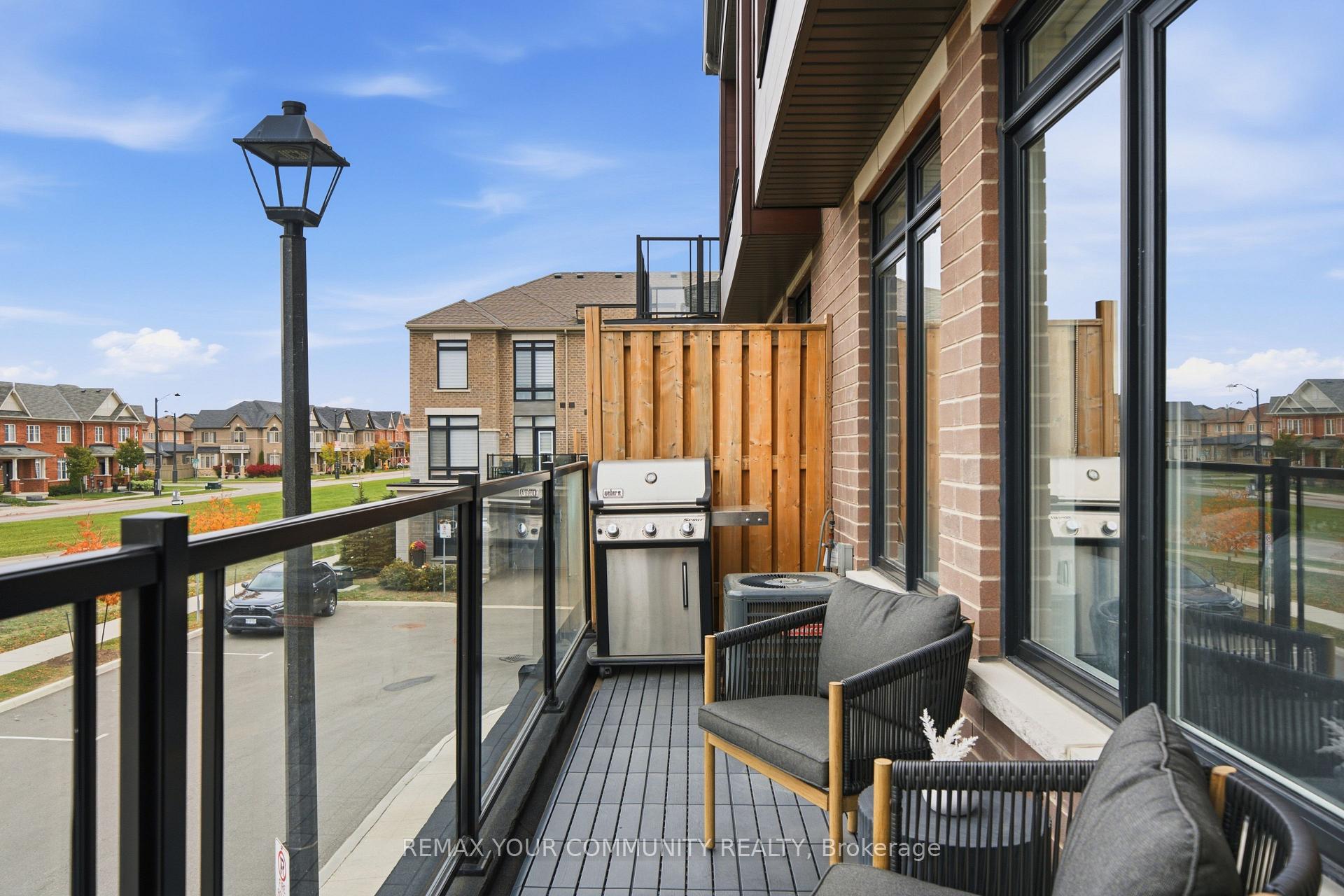 Photo 44 of 104 Holyrood Crescent, Vaughan, Kleinburg — HOMEH