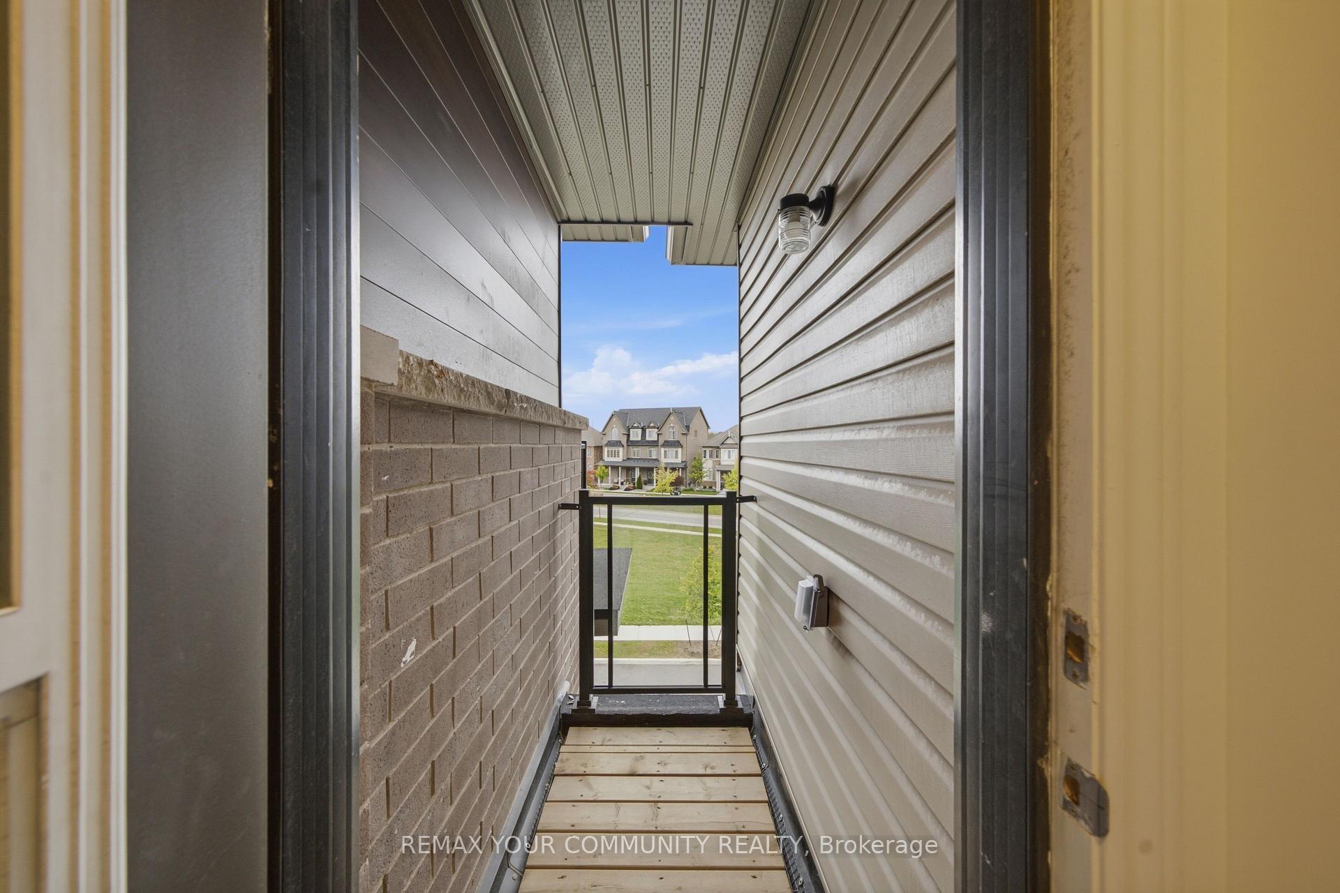 Photo 46 of 104 Holyrood Crescent, Vaughan, Kleinburg — HOMEH