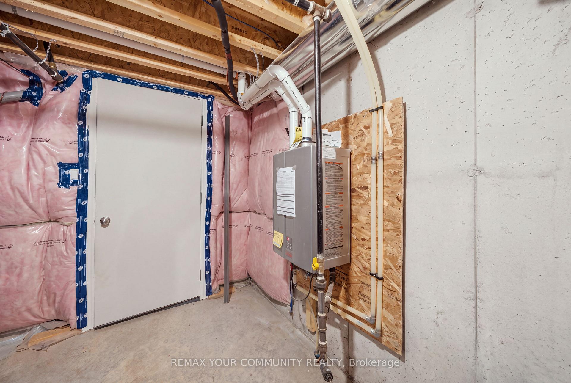 Photo 48 of 104 Holyrood Crescent, Vaughan, Kleinburg — HOMEH