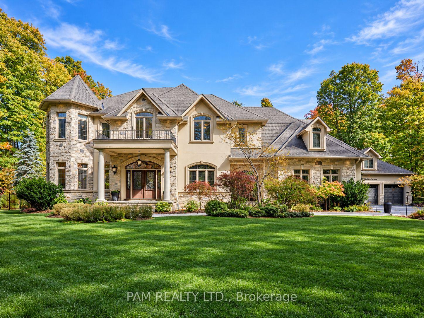 Photo 3 of 20 Ogden Crescent, Whitchurch-Stouffville, Rural Whitchurch-Stouffville — HOMEH