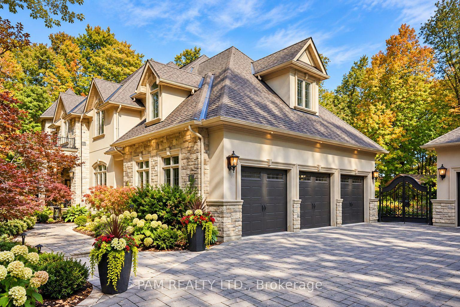 Photo 4 of 20 Ogden Crescent, Whitchurch-Stouffville, Rural Whitchurch-Stouffville — HOMEH