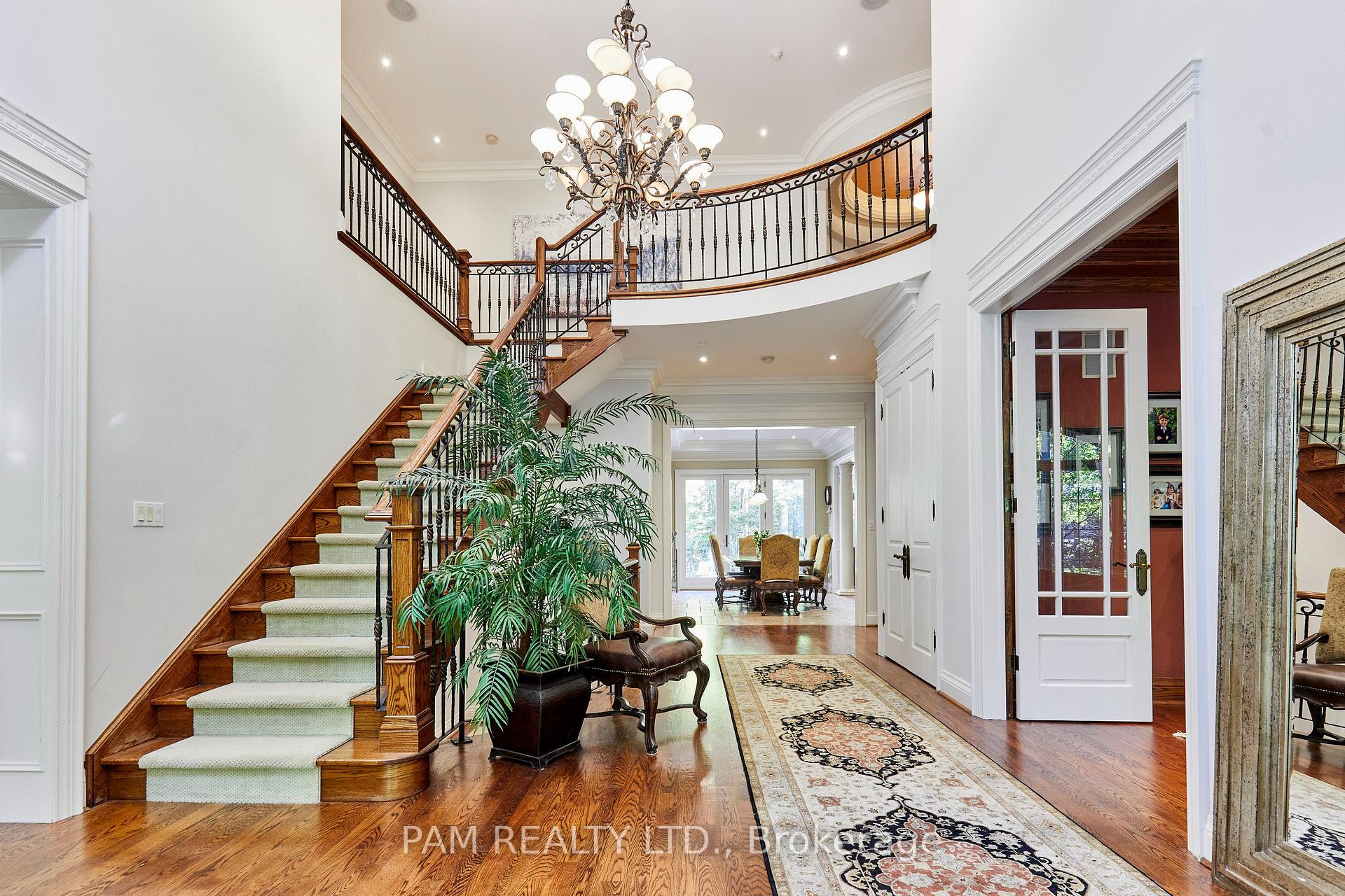Photo 5 of 20 Ogden Crescent, Whitchurch-Stouffville, Rural Whitchurch-Stouffville — HOMEH