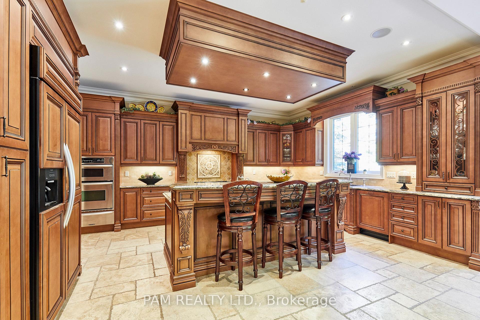 Photo 9 of 20 Ogden Crescent, Whitchurch-Stouffville, Rural Whitchurch-Stouffville — HOMEH
