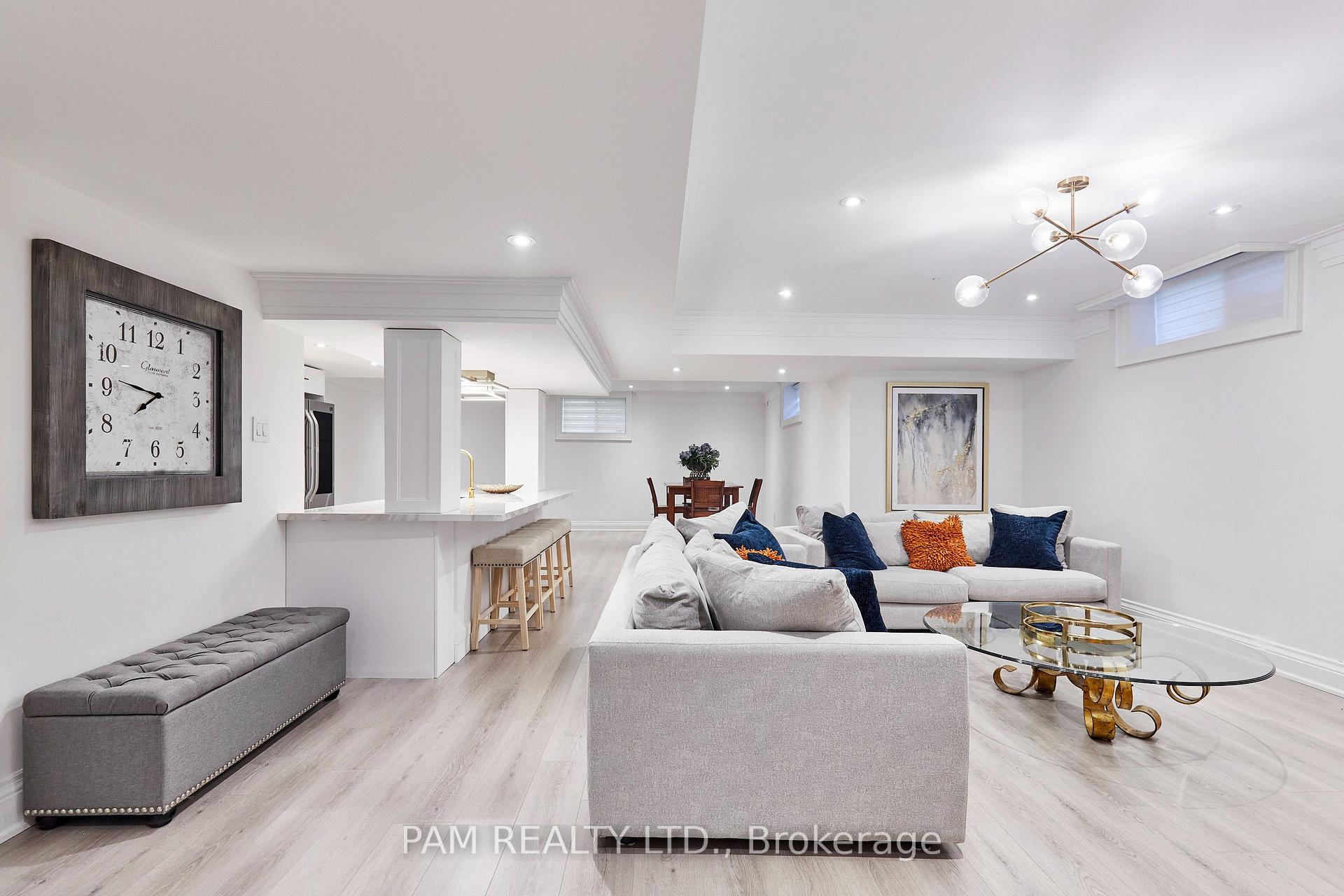 Photo 35 of 20 Ogden Crescent, Whitchurch-Stouffville, Rural Whitchurch-Stouffville — HOMEH