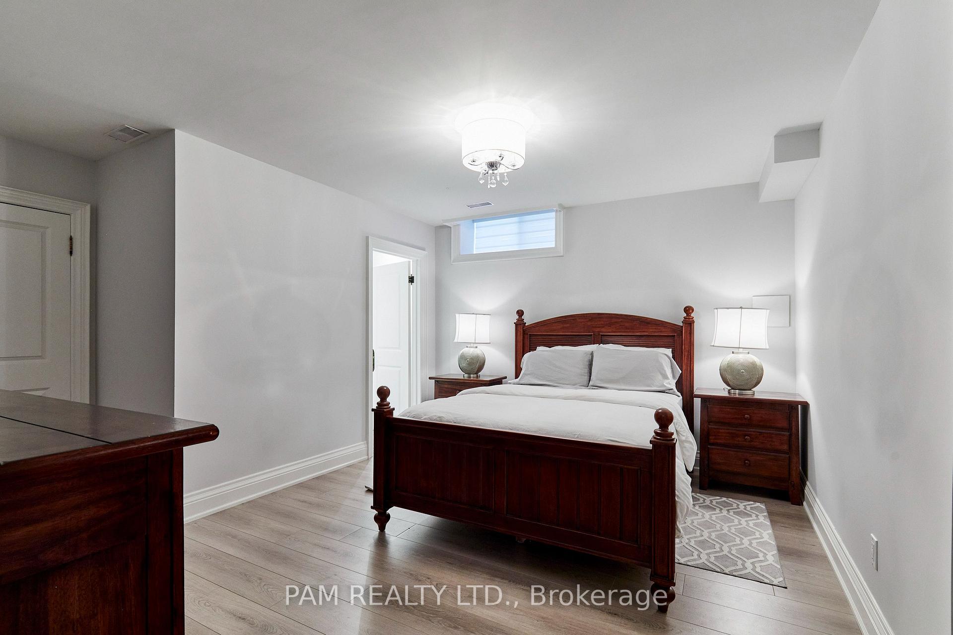 Photo 39 of 20 Ogden Crescent, Whitchurch-Stouffville, Rural Whitchurch-Stouffville — HOMEH