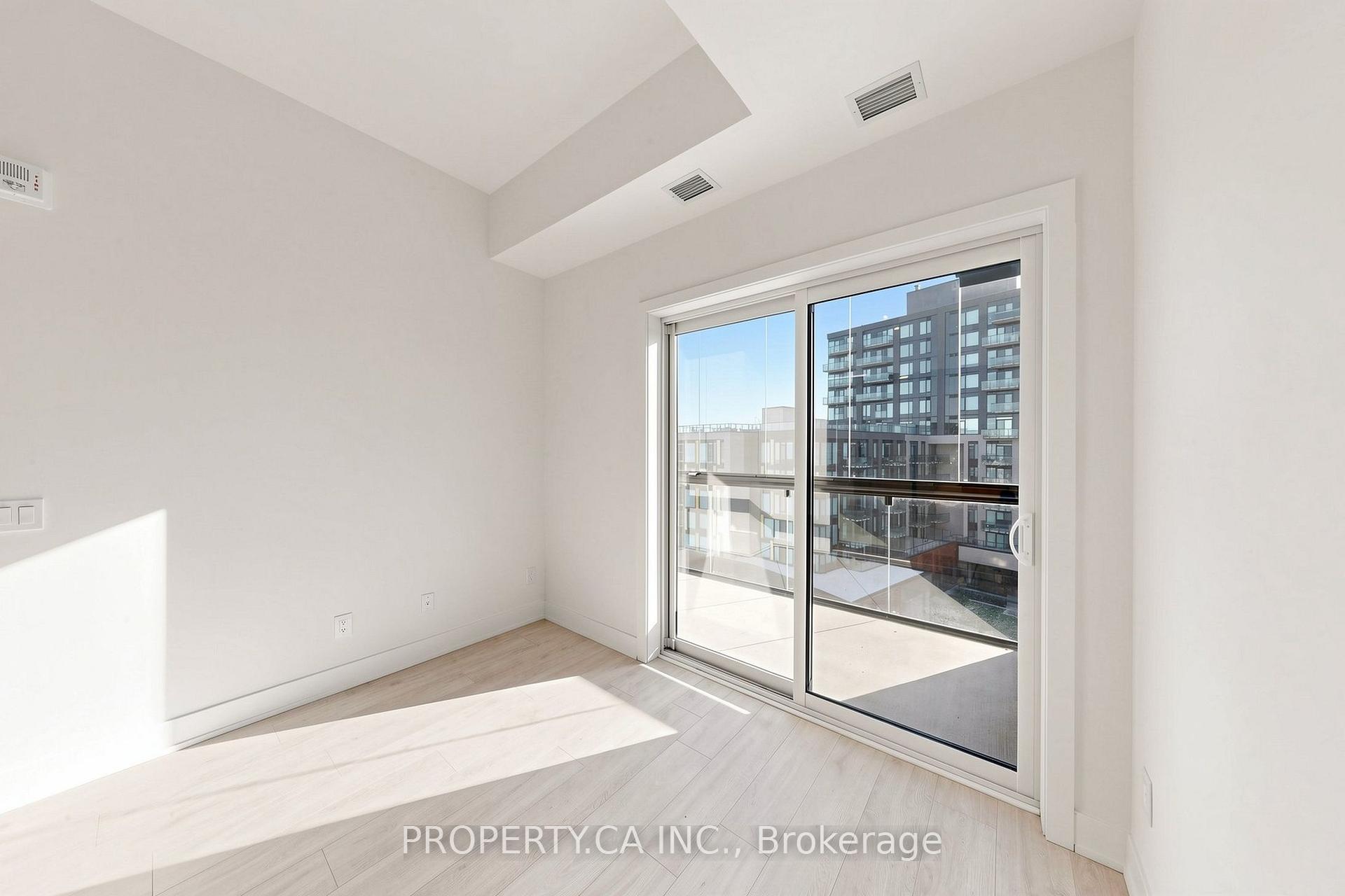 Photo 9 of Unit 708, 3008 William Cutmore Boulevard, Oakville, Joshua Meadows — HOMEH