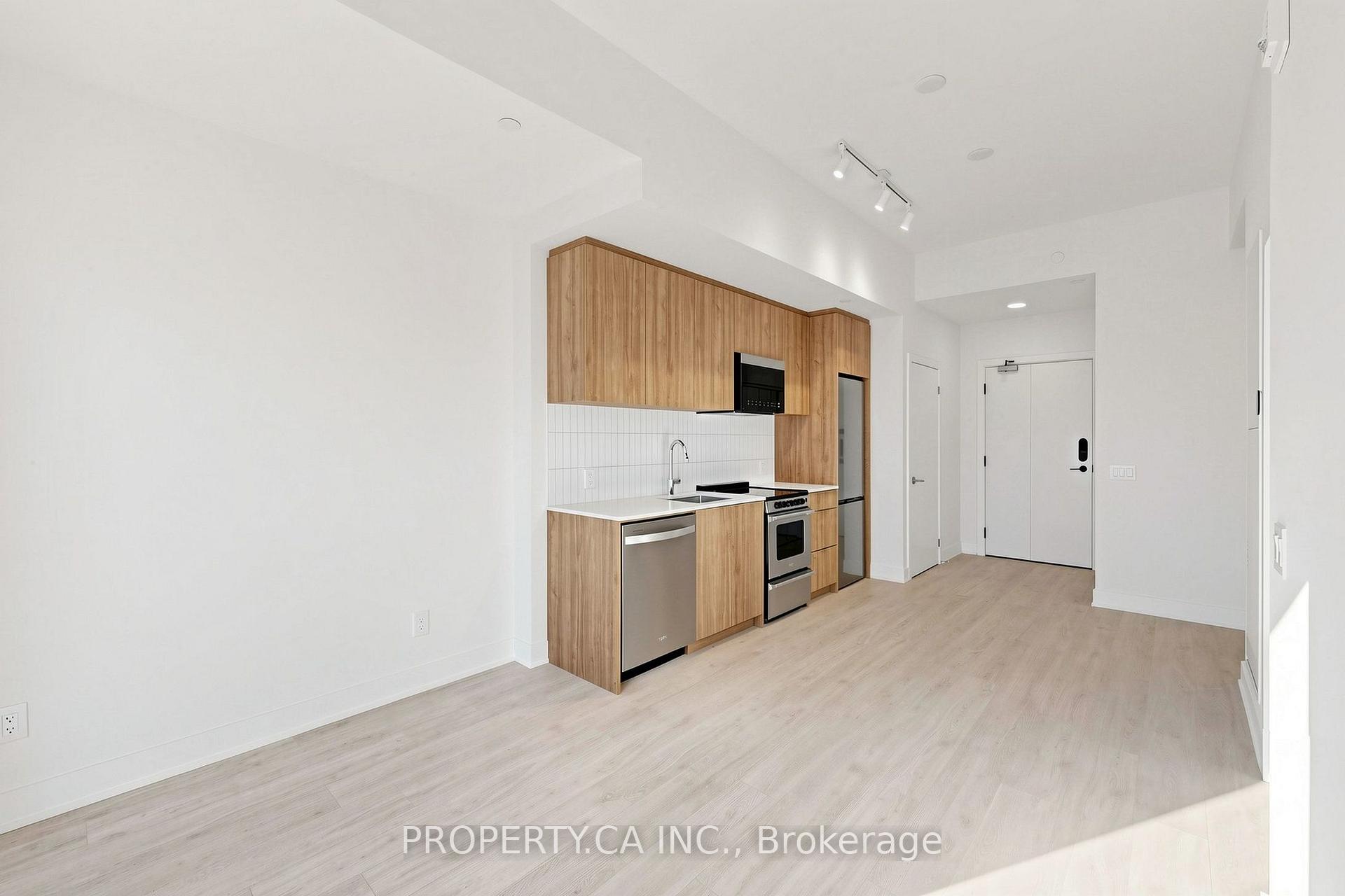 Photo 11 of Unit 708, 3008 William Cutmore Boulevard, Oakville, Joshua Meadows — HOMEH