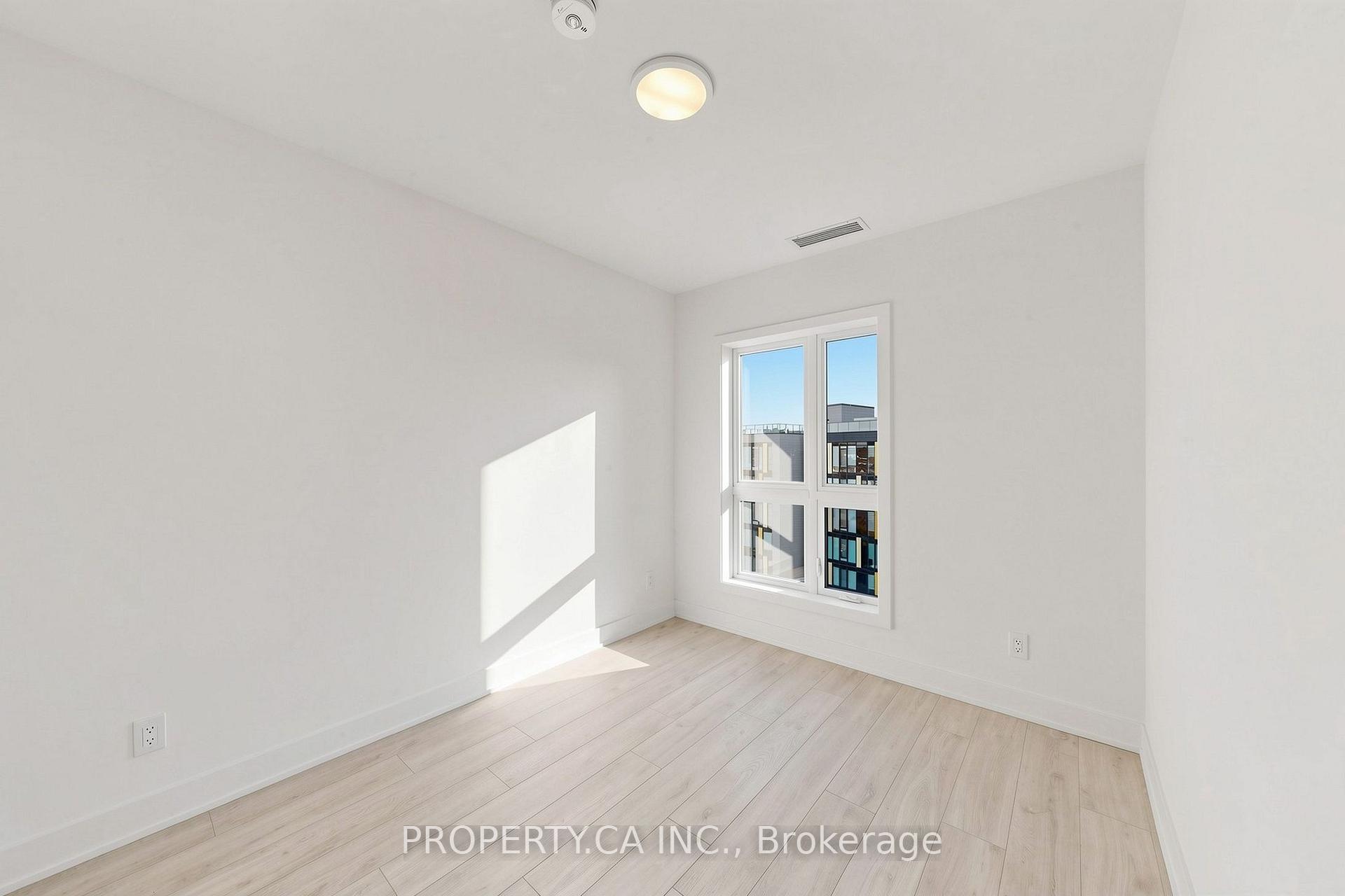 Photo 15 of Unit 708, 3008 William Cutmore Boulevard, Oakville, Joshua Meadows — HOMEH