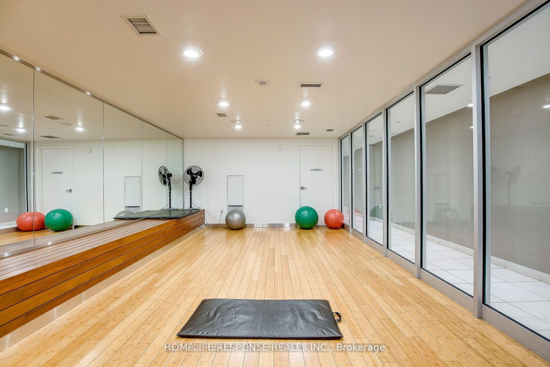 Photo 14 of Unit 1503, 15 Iceboat Terrace, Toronto, Waterfront Communities — HOMEH