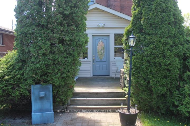 Photo 4 of 310 Algoma Street N, Thunder Bay, Shuniah — HOMEH