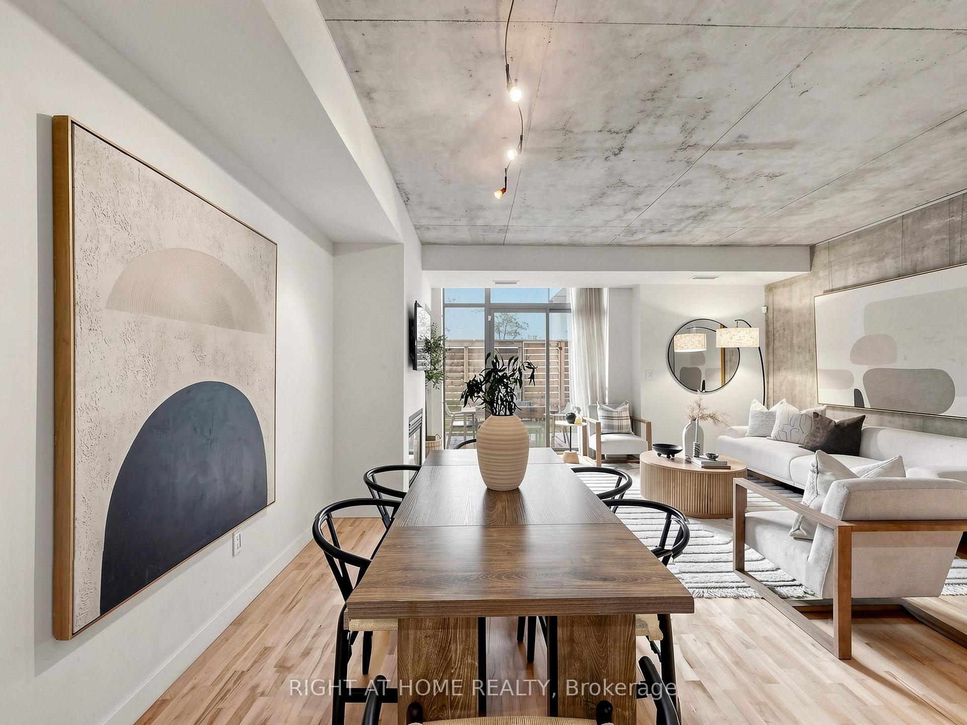 Photo 11 of Unit 4, 295 Mutual Street, Toronto, Church-Yonge Corridor — HOMEH