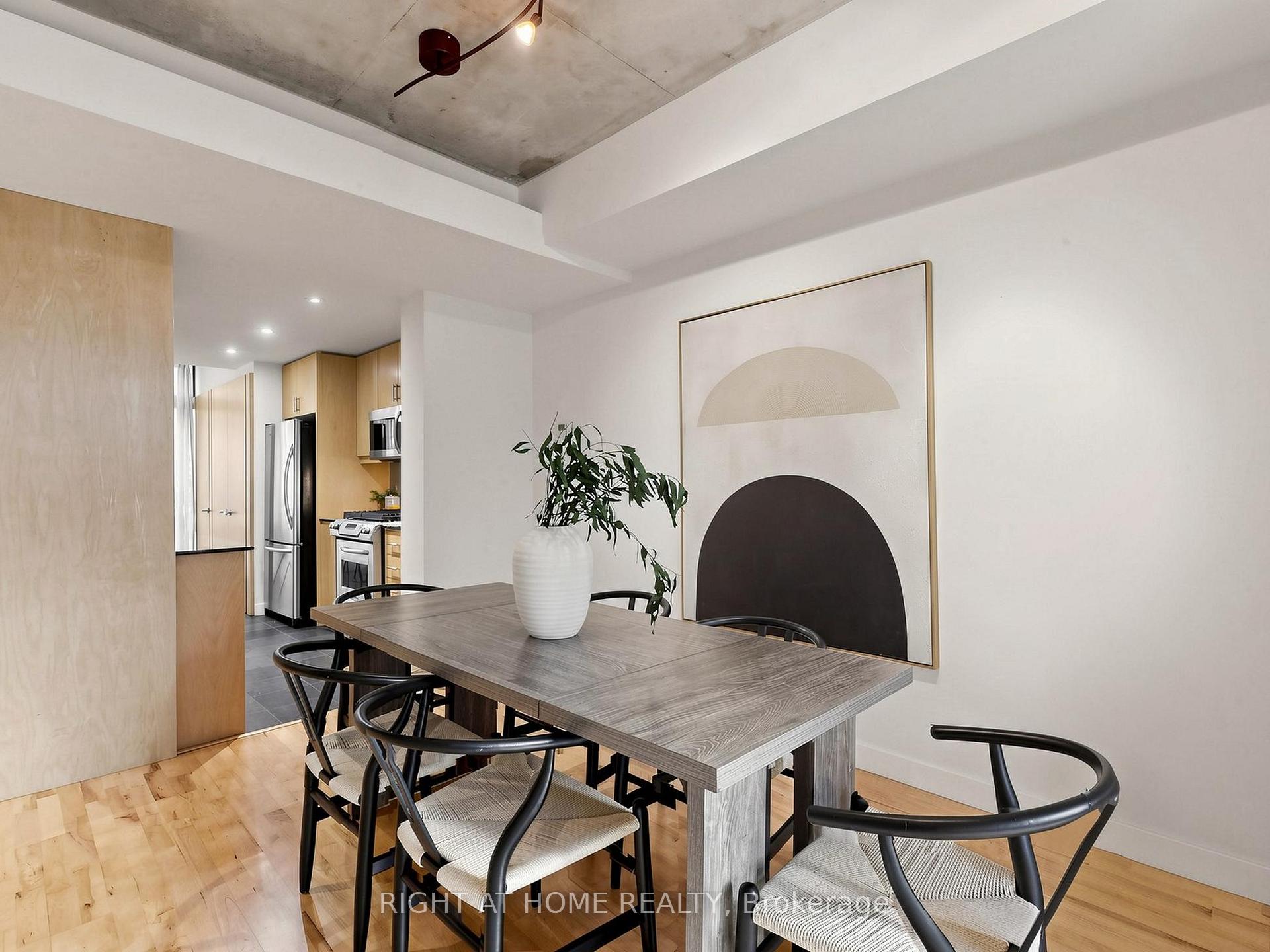Photo 13 of Unit 4, 295 Mutual Street, Toronto, Church-Yonge Corridor — HOMEH