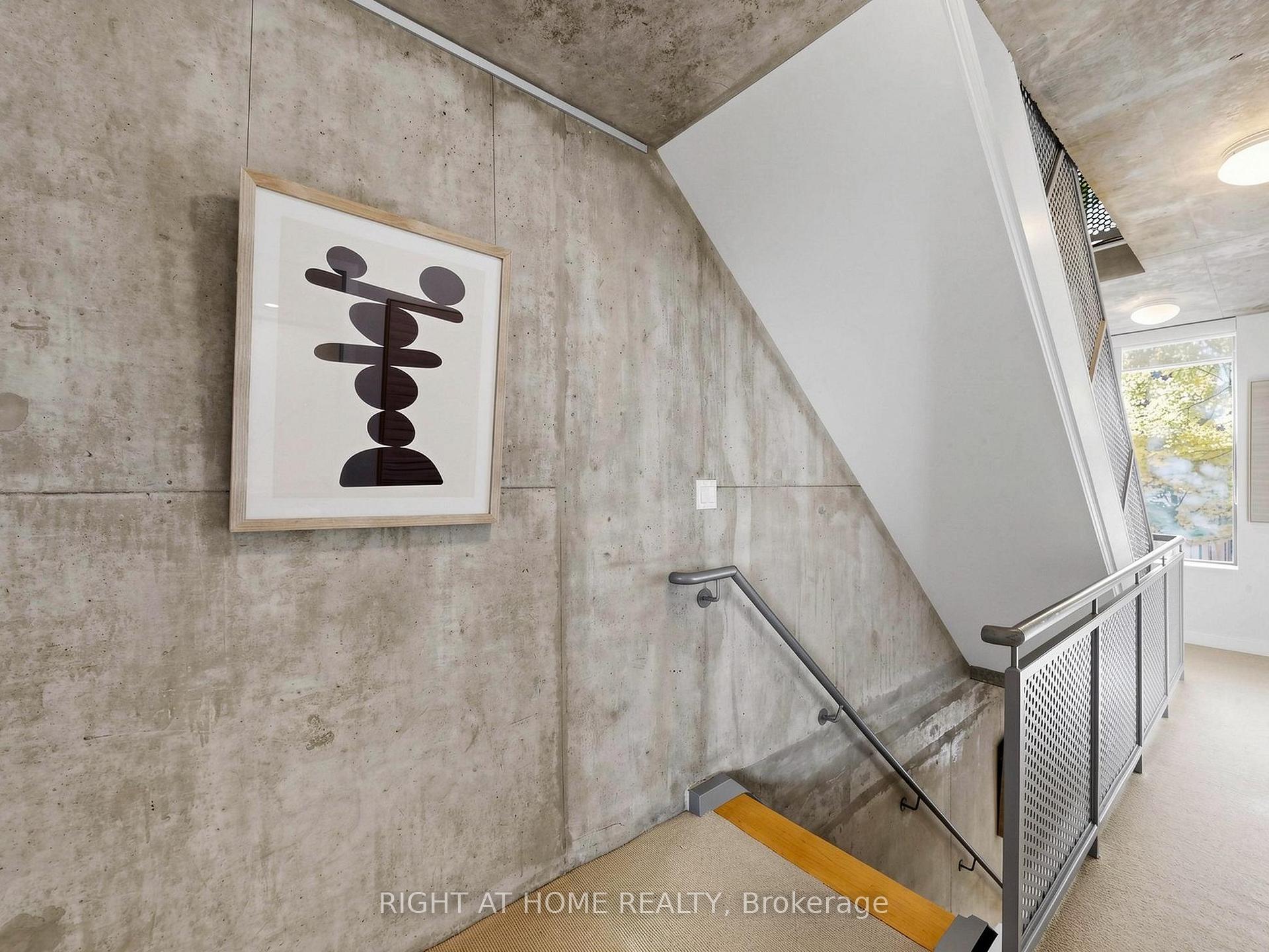 Photo 22 of Unit 4, 295 Mutual Street, Toronto, Church-Yonge Corridor — HOMEH
