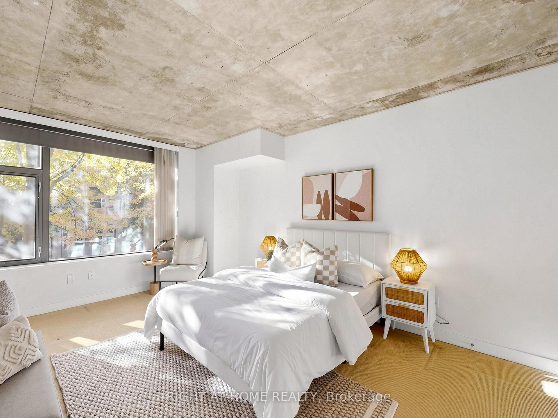 Photo 23 of Unit 4, 295 Mutual Street, Toronto, Church-Yonge Corridor — HOMEH