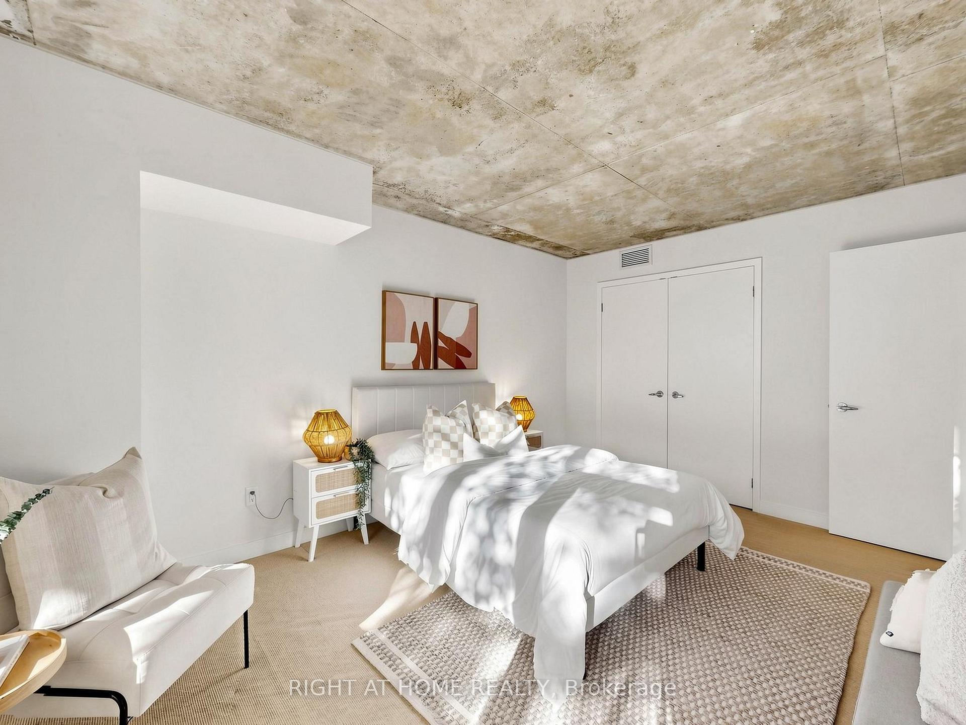Photo 24 of Unit 4, 295 Mutual Street, Toronto, Church-Yonge Corridor — HOMEH