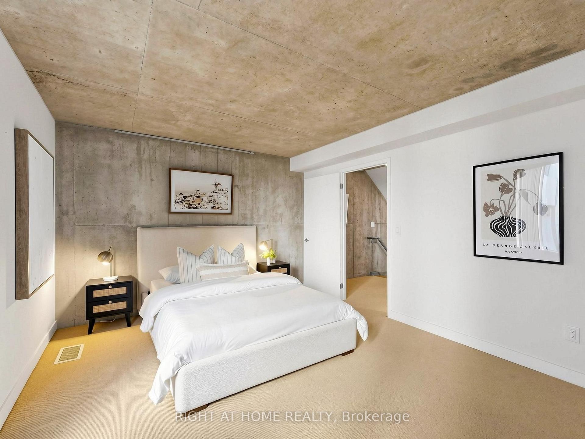 Photo 30 of Unit 4, 295 Mutual Street, Toronto, Church-Yonge Corridor — HOMEH