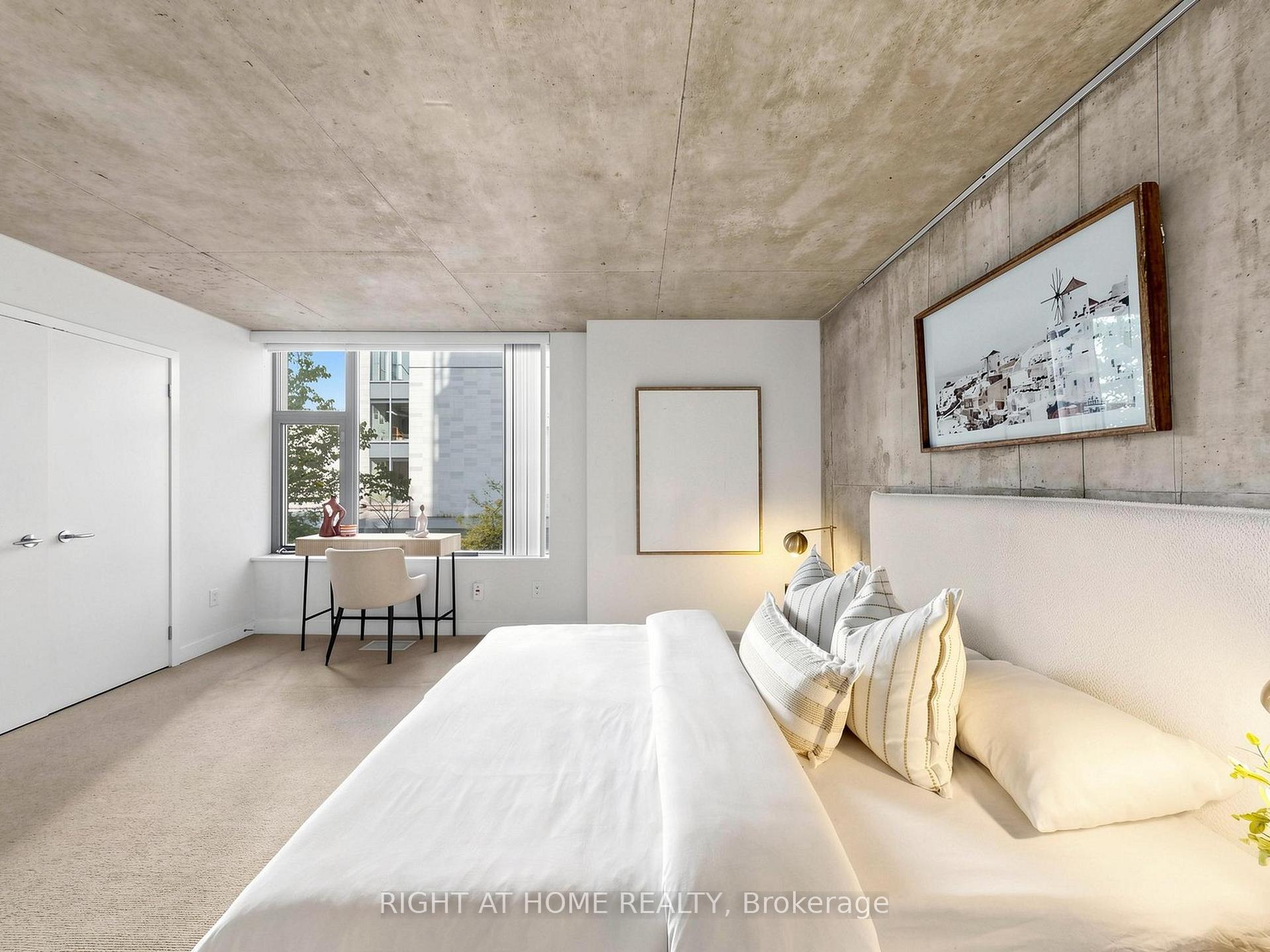Photo 31 of Unit 4, 295 Mutual Street, Toronto, Church-Yonge Corridor — HOMEH