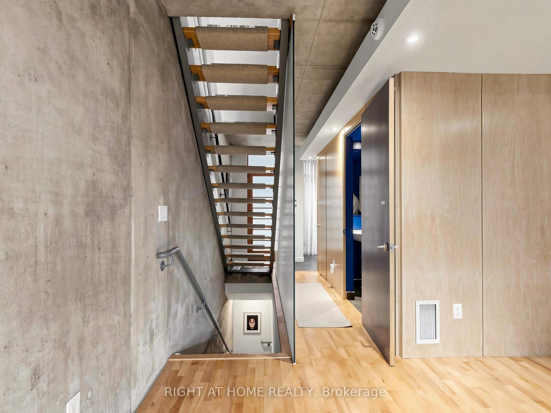 Photo 45 of Unit 4, 295 Mutual Street, Toronto, Church-Yonge Corridor — HOMEH