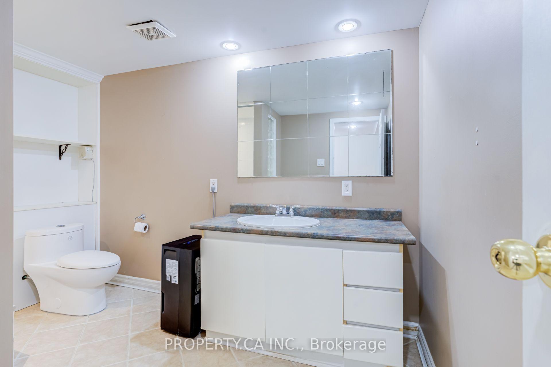 Photo 21 of 2302 Redfern Drive, Burlington, Brant — HOMEH