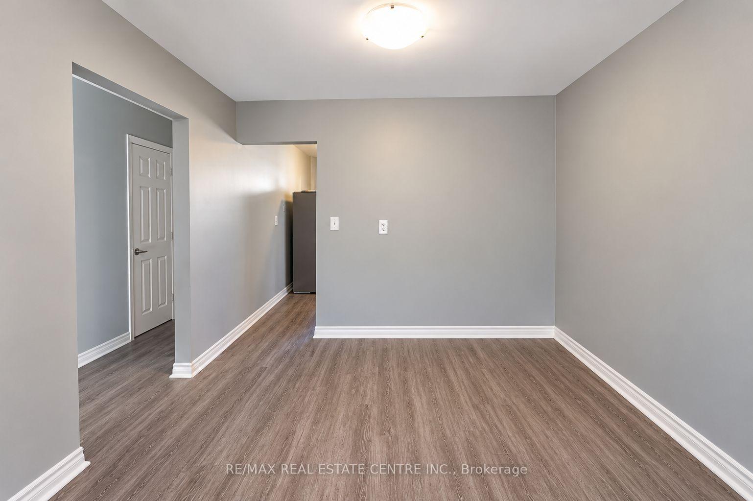 Photo 9 of 27 Woodman Drive N, Hamilton, Kentley — HOMEH