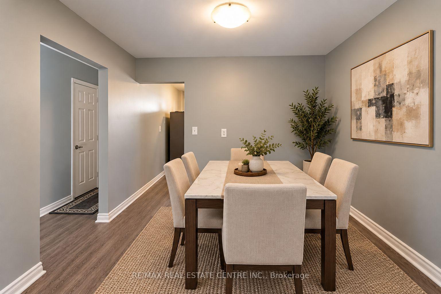 Photo 10 of 27 Woodman Drive N, Hamilton, Kentley — HOMEH
