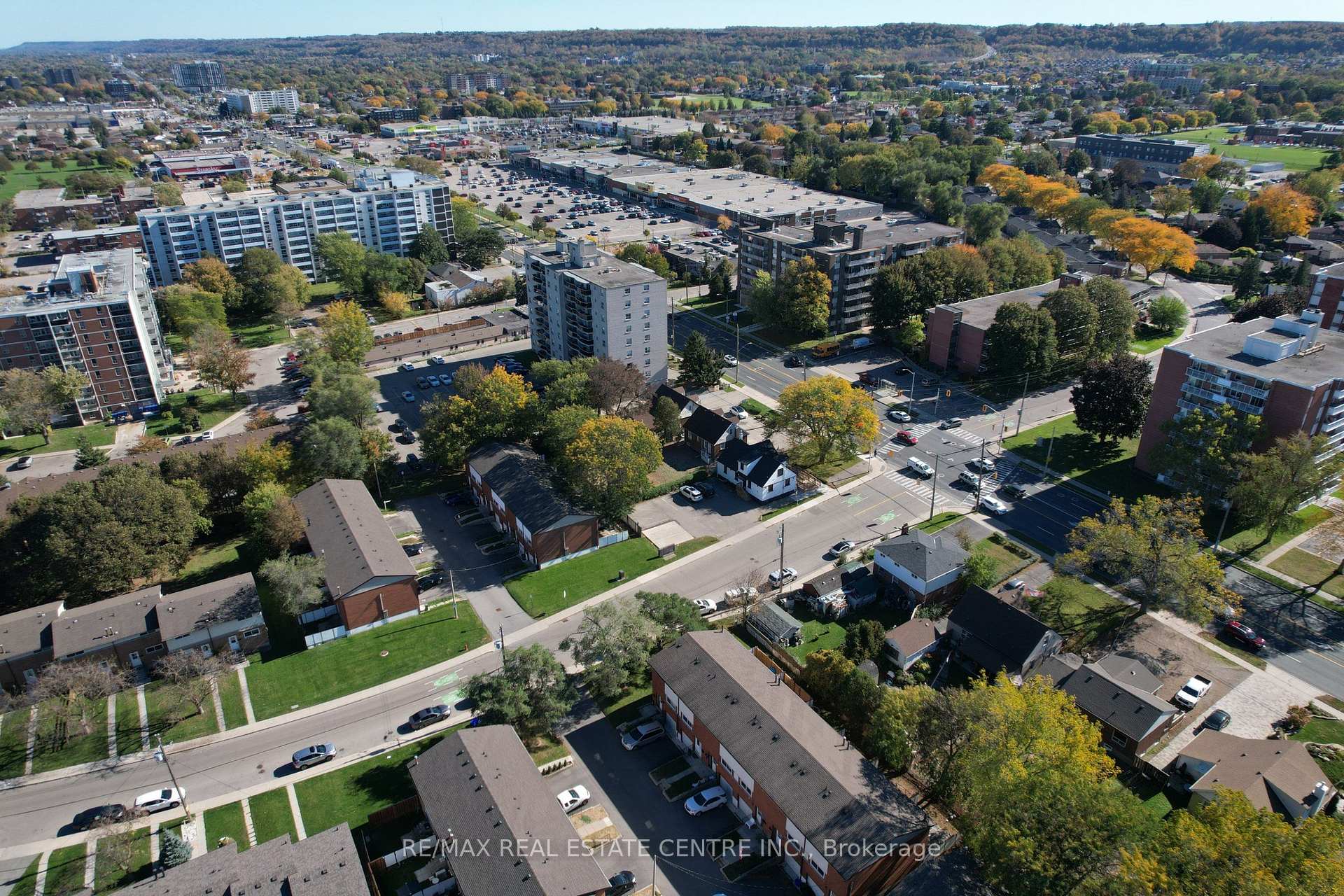 Photo 37 of 27 Woodman Drive N, Hamilton, Kentley — HOMEH