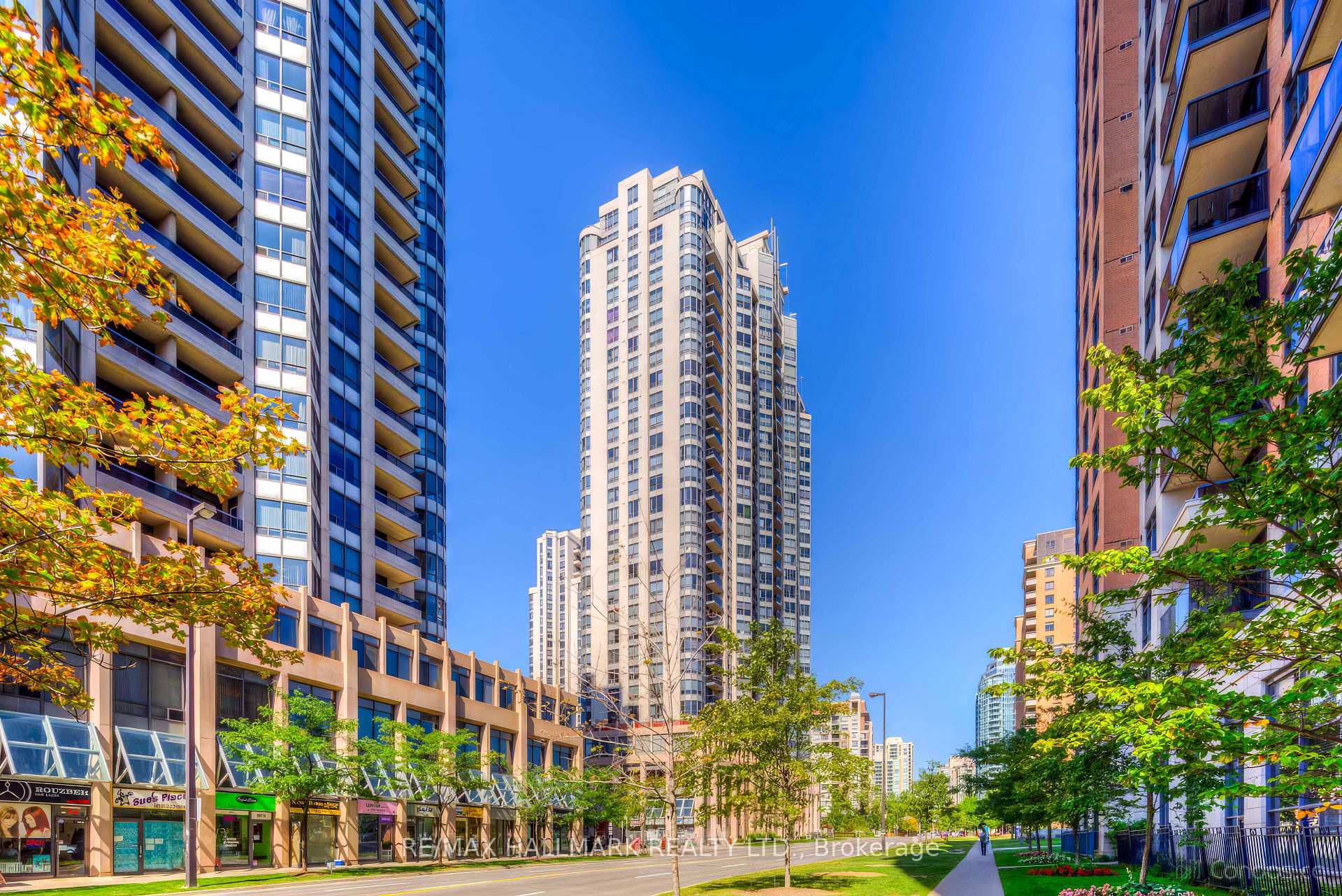 Photo 1 of Unit 1812, 10 Northtown Way, North York, Willowdale East — HOMEH