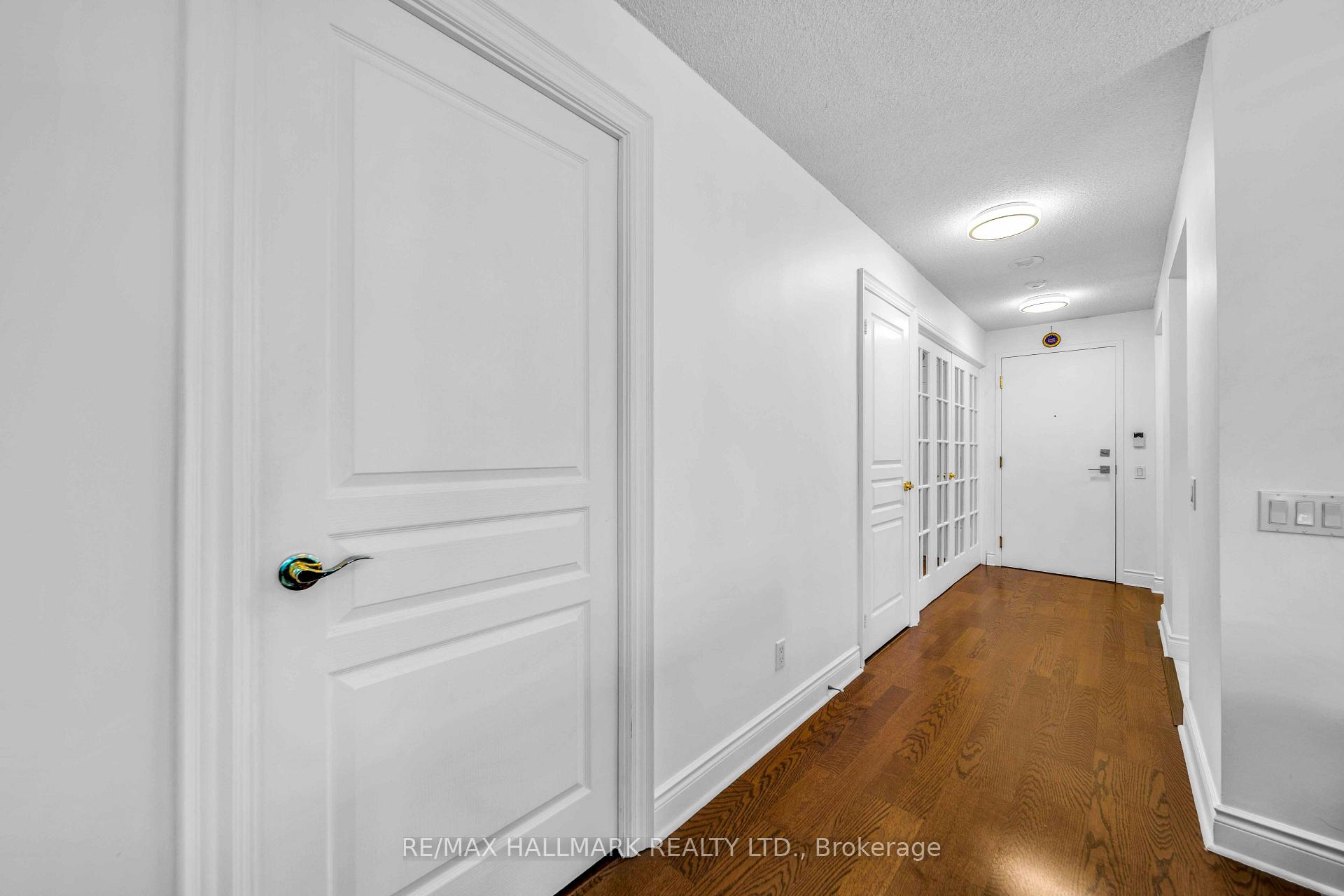 Photo 7 of Unit 1812, 10 Northtown Way, North York, Willowdale East — HOMEH