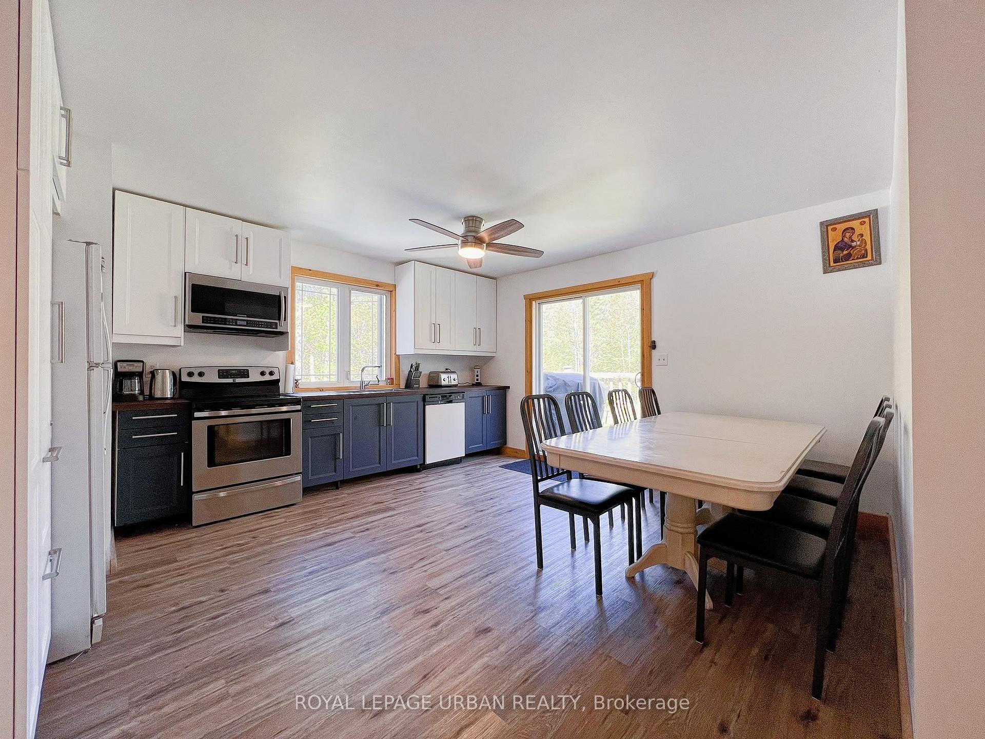 Photo 8 of 606 Rye Road, Parry Sound Remote Area, Lount — HOMEH