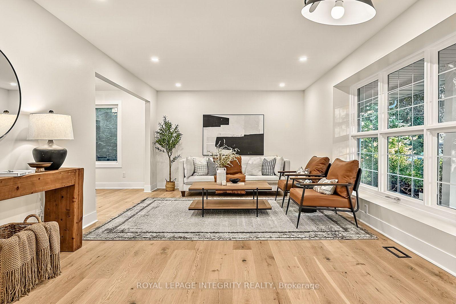 Photo 5 of 731 Ludgate Court, Ottawa, Beaconwood — HOMEH