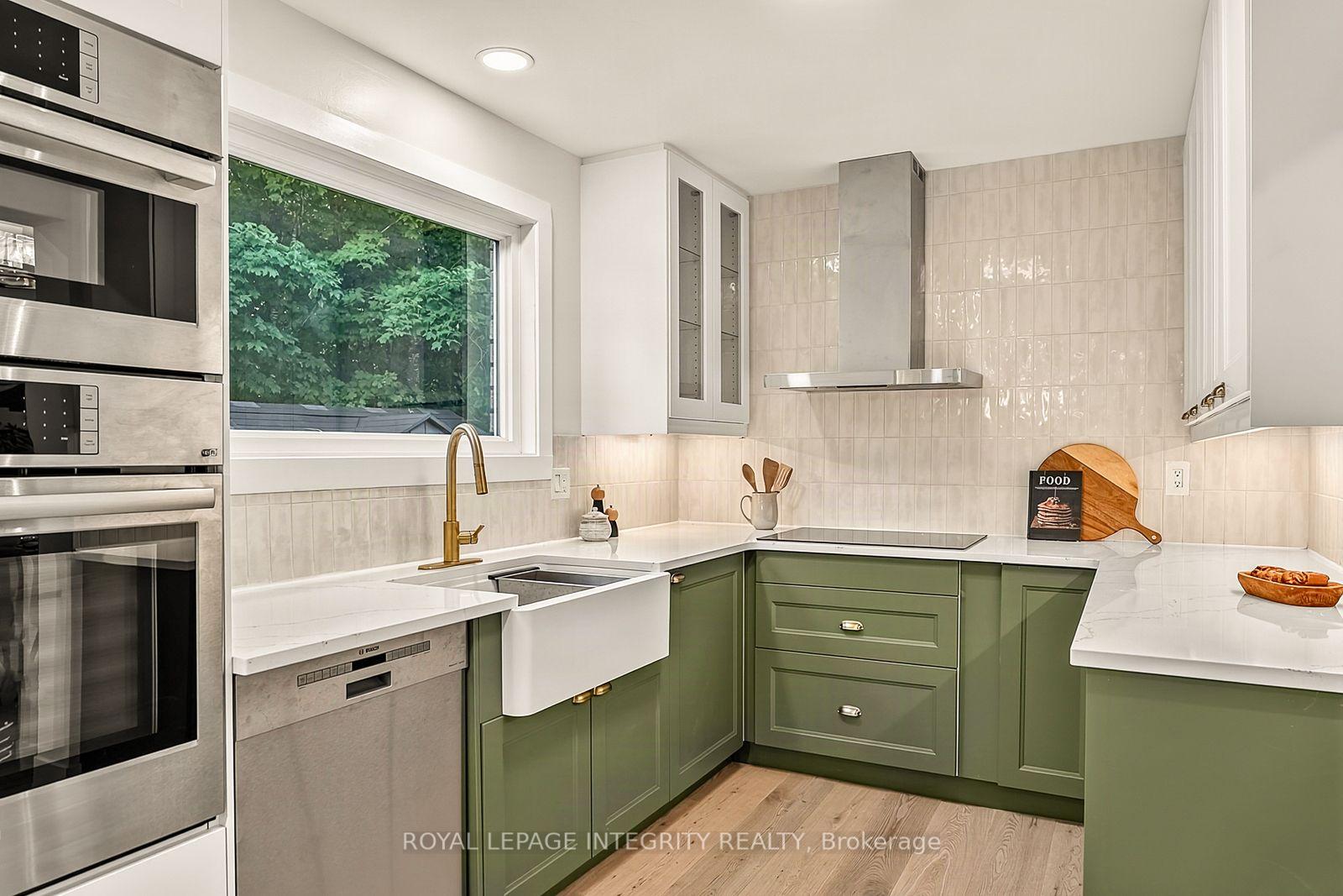 Photo 10 of 731 Ludgate Court, Ottawa, Beaconwood — HOMEH