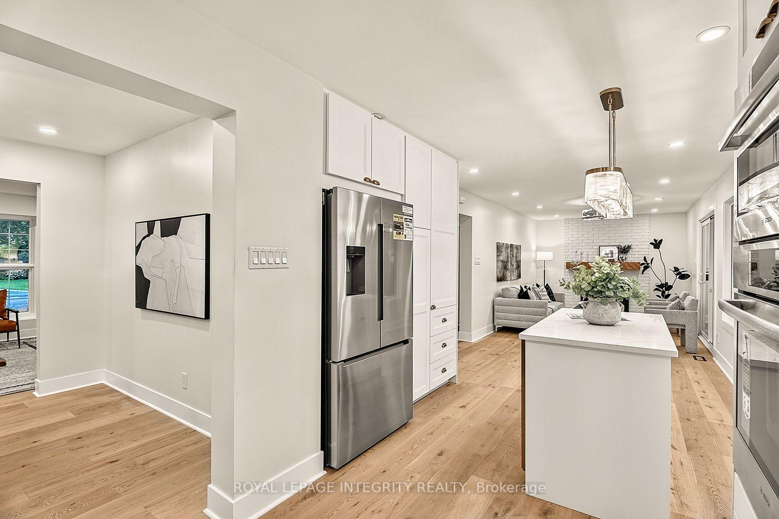 Photo 13 of 731 Ludgate Court, Ottawa, Beaconwood — HOMEH
