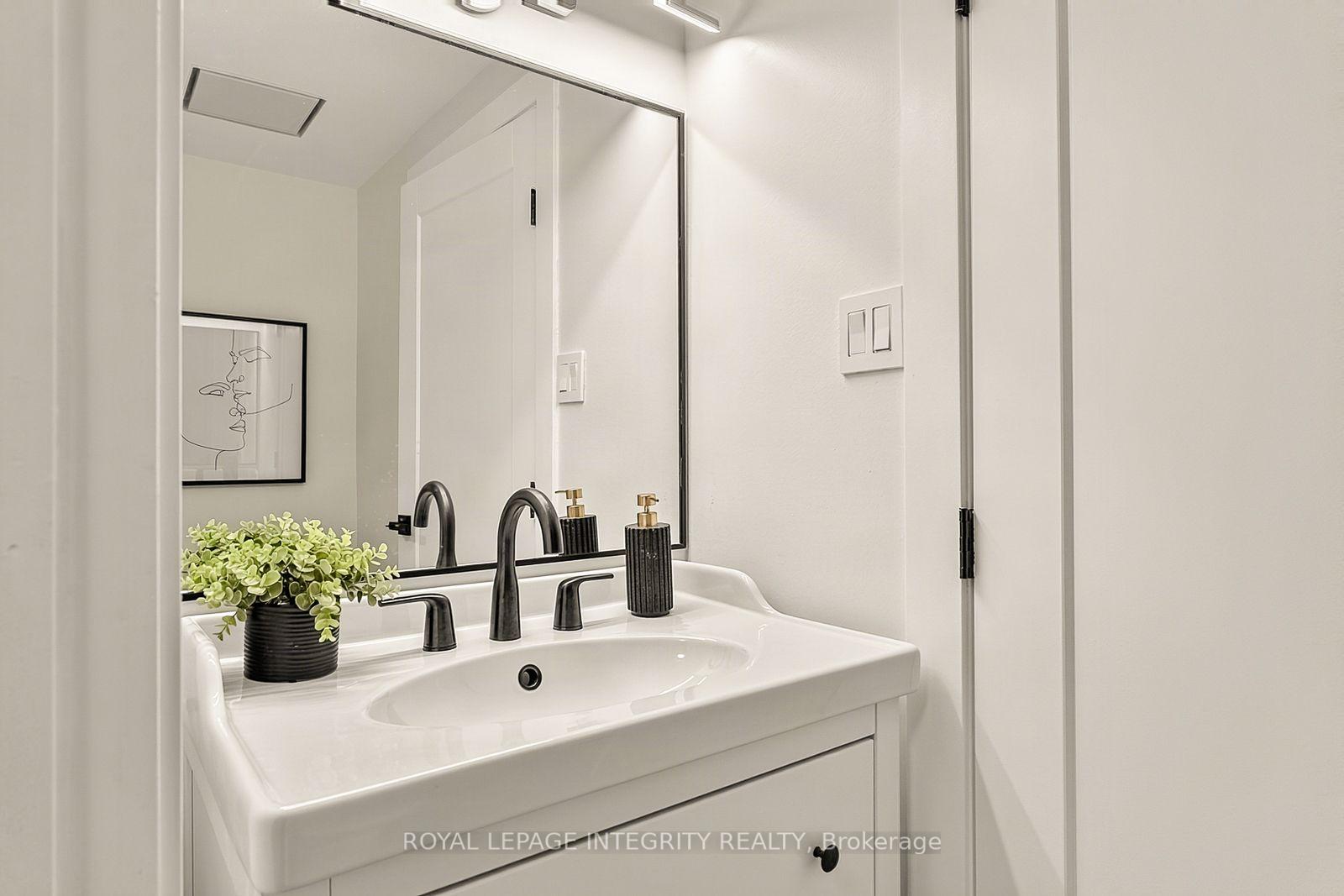 Photo 22 of 731 Ludgate Court, Ottawa, Beaconwood — HOMEH