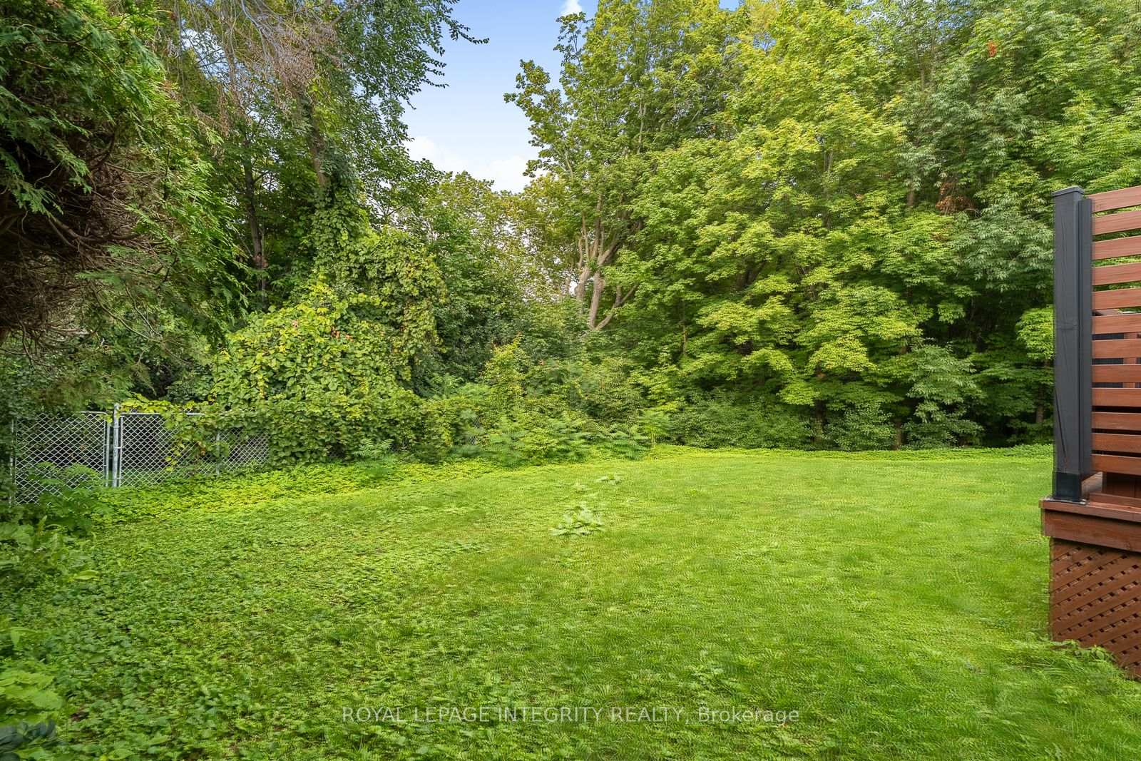 Photo 46 of 731 Ludgate Court, Ottawa, Beaconwood — HOMEH