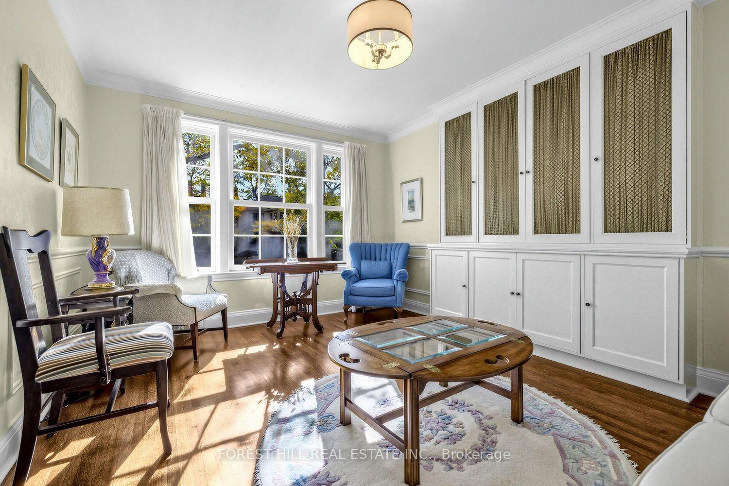 Photo 3 of 44 Ridge Hill Drive, Toronto, Forest Hill North — HOMEH