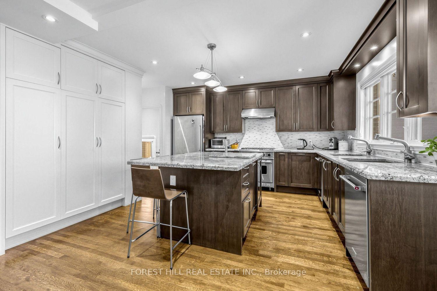 Photo 9 of 44 Ridge Hill Drive, Toronto, Forest Hill North — HOMEH