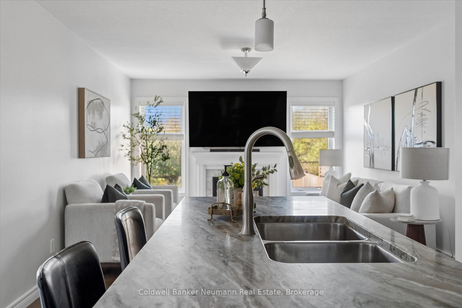 Photo 21 of 112 Dawes Avenue, Guelph, Kortright East — HOMEH