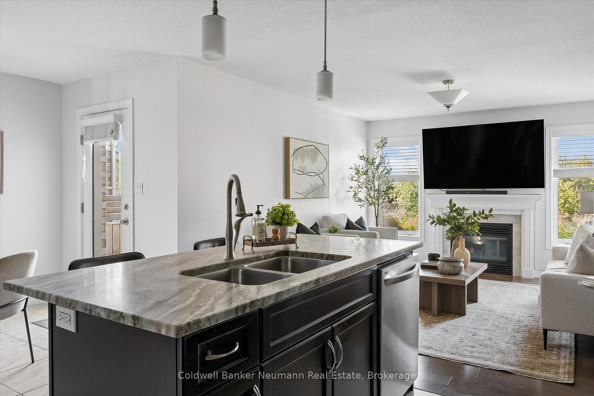 Photo 22 of 112 Dawes Avenue, Guelph, Kortright East — HOMEH