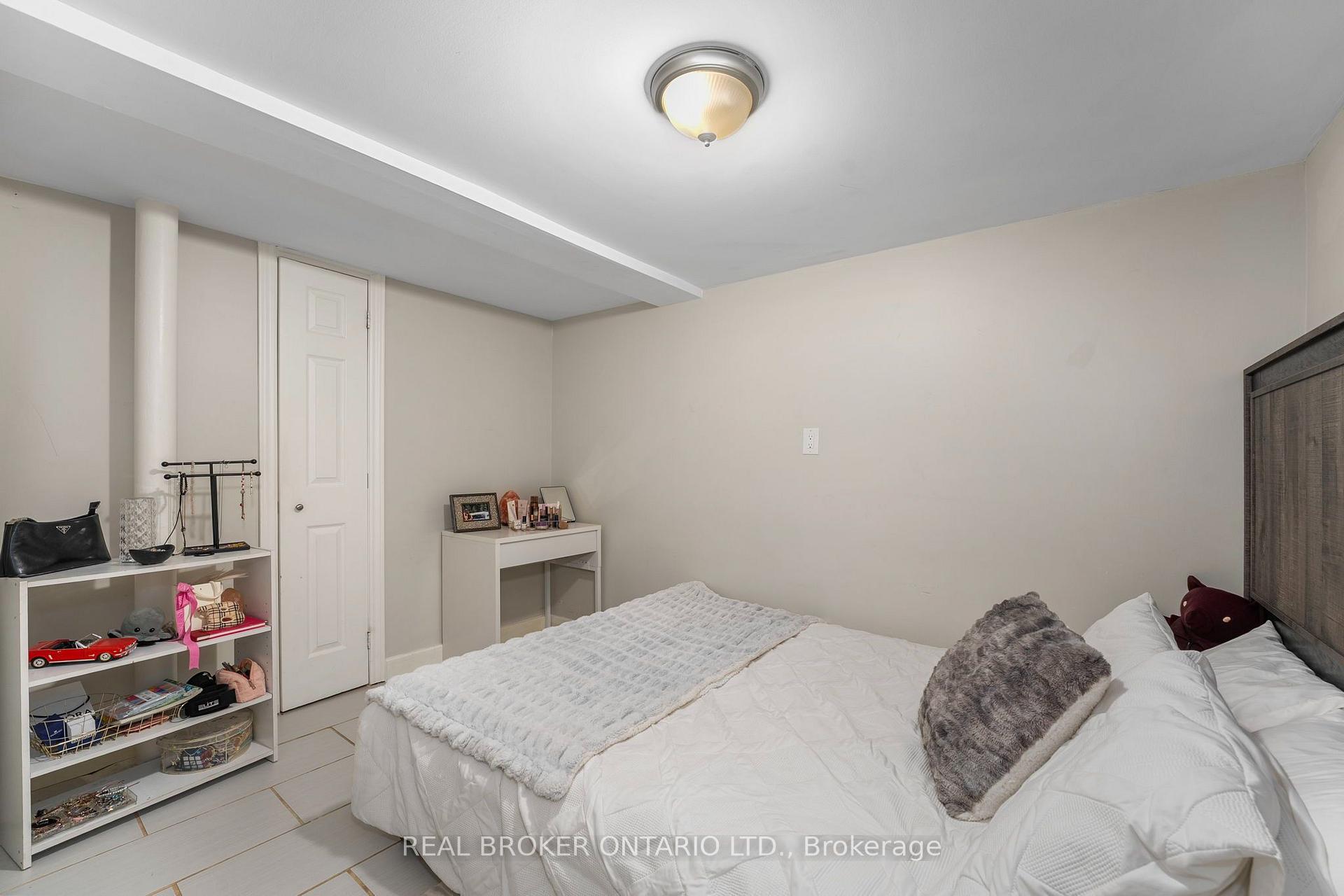 Photo 12 of Unit Bsmt, 77 Wellington Street E, Barrie, Codrington — HOMEH