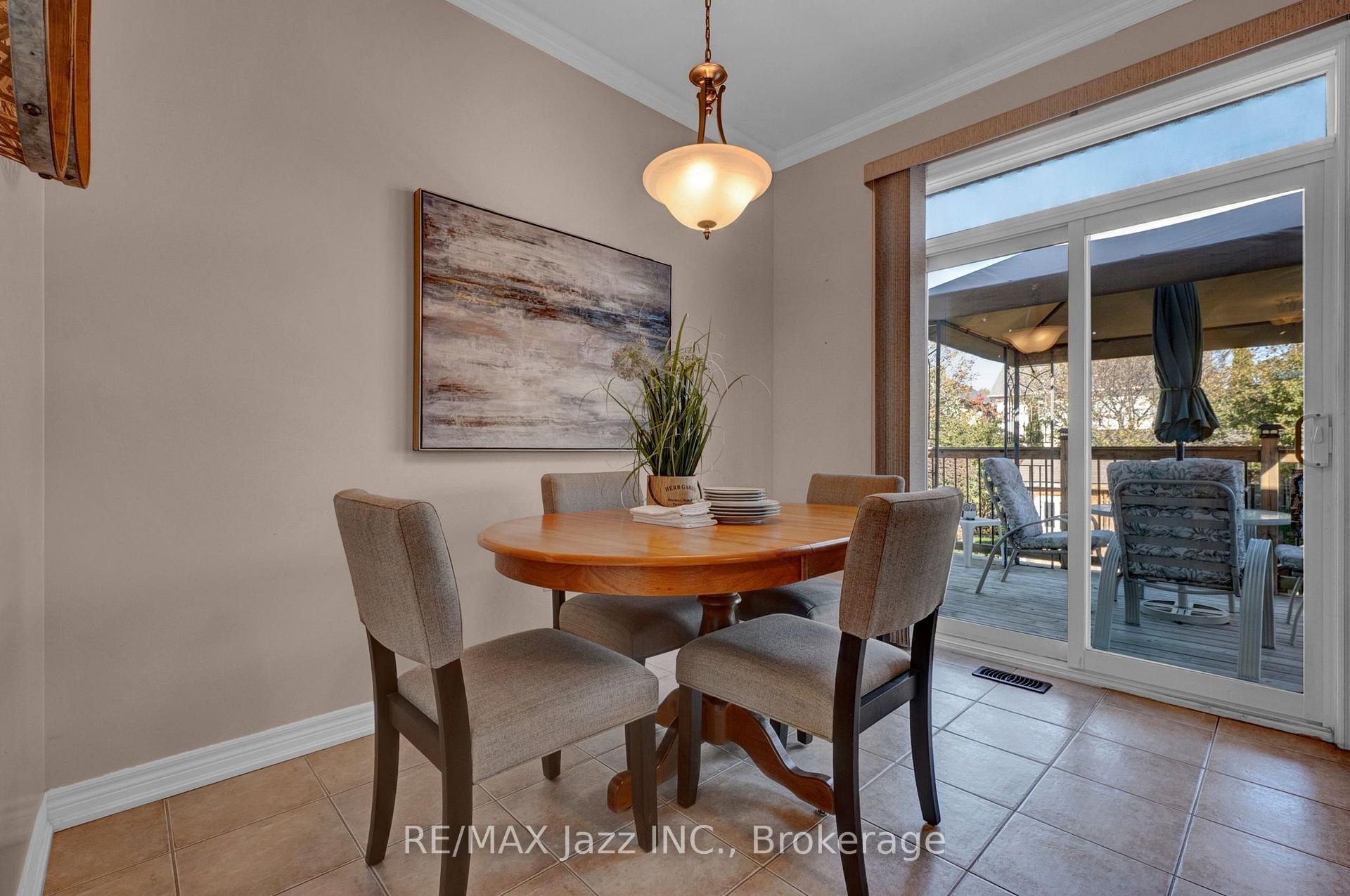 Photo 15 of 128 Nelson Street, Clarington, Bowmanville — HOMEH