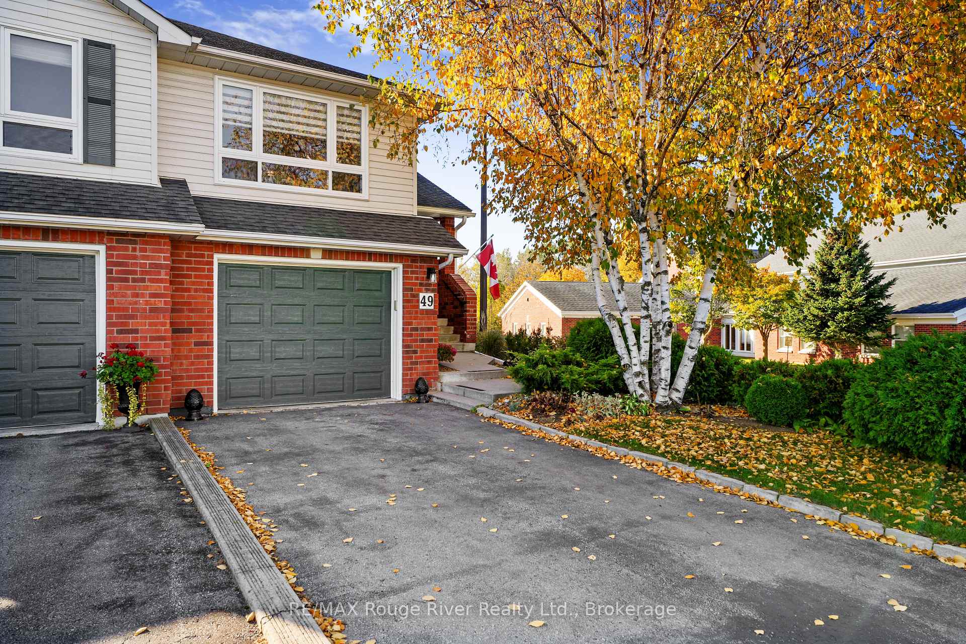 Photo 4 of 49 Ballantine Street, Cobourg — HOMEH