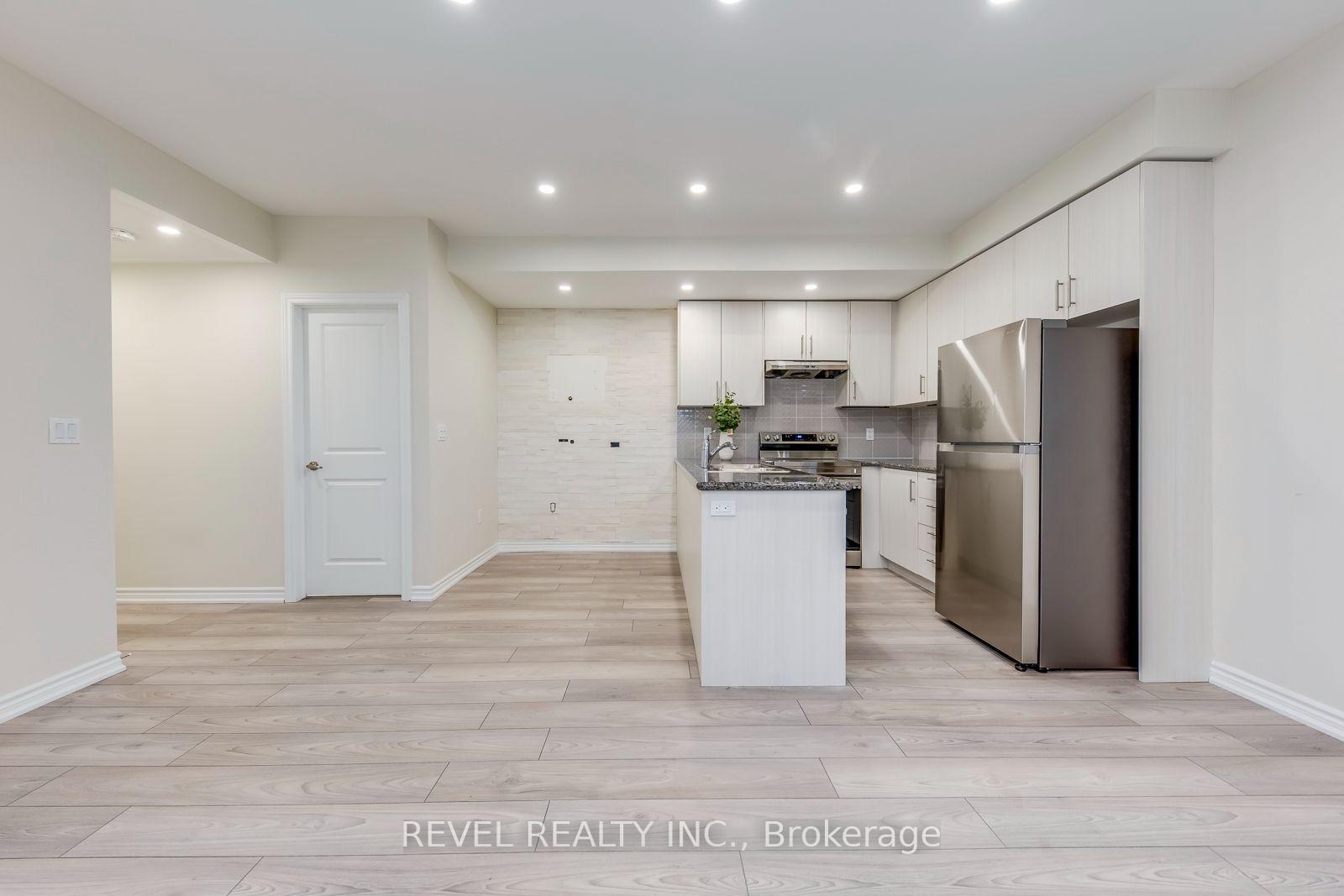 Photo 6 of Unit 402, 70 Halliford Place, Brampton, Bram East — HOMEH