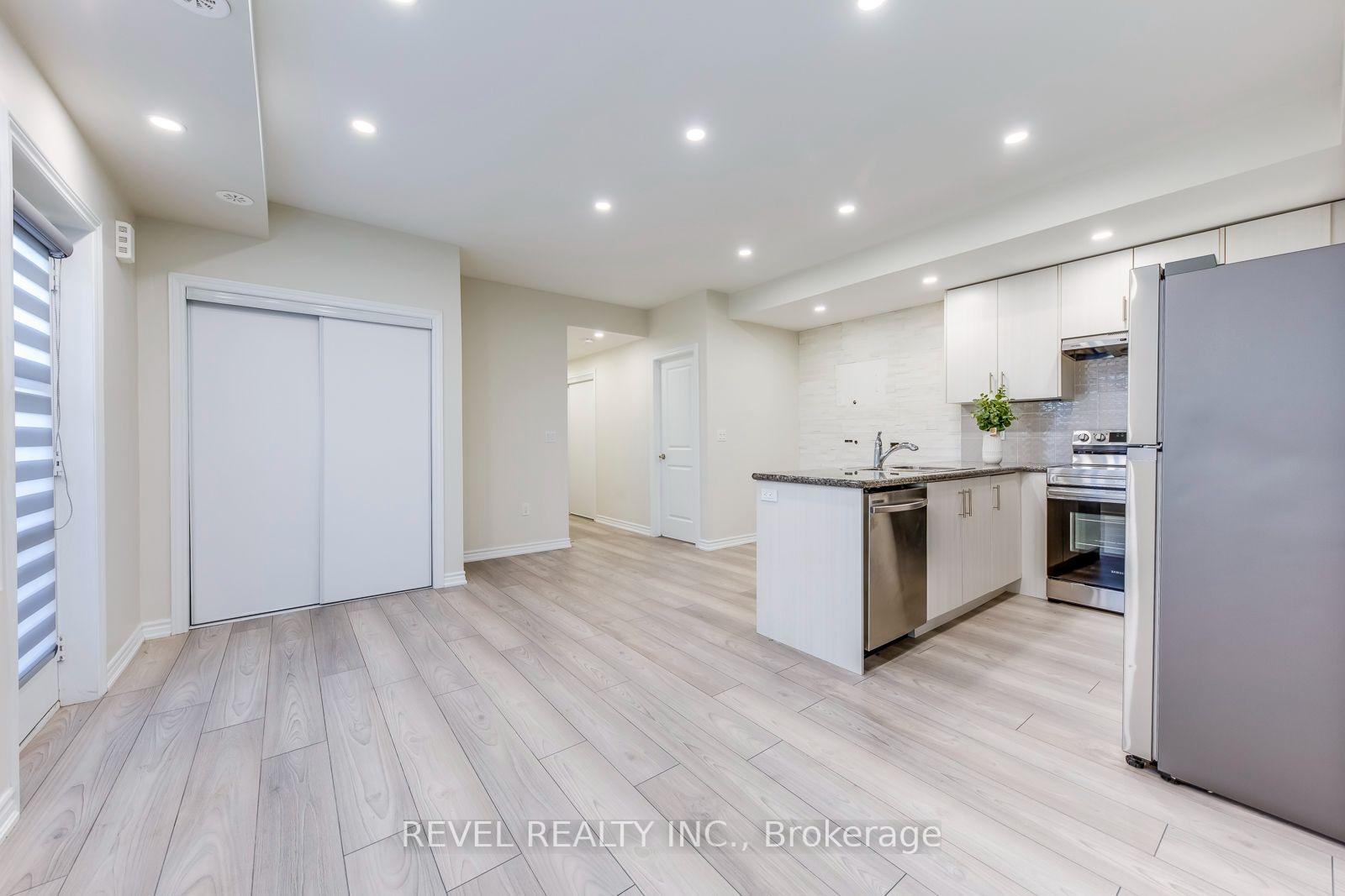 Photo 10 of Unit 402, 70 Halliford Place, Brampton, Bram East — HOMEH