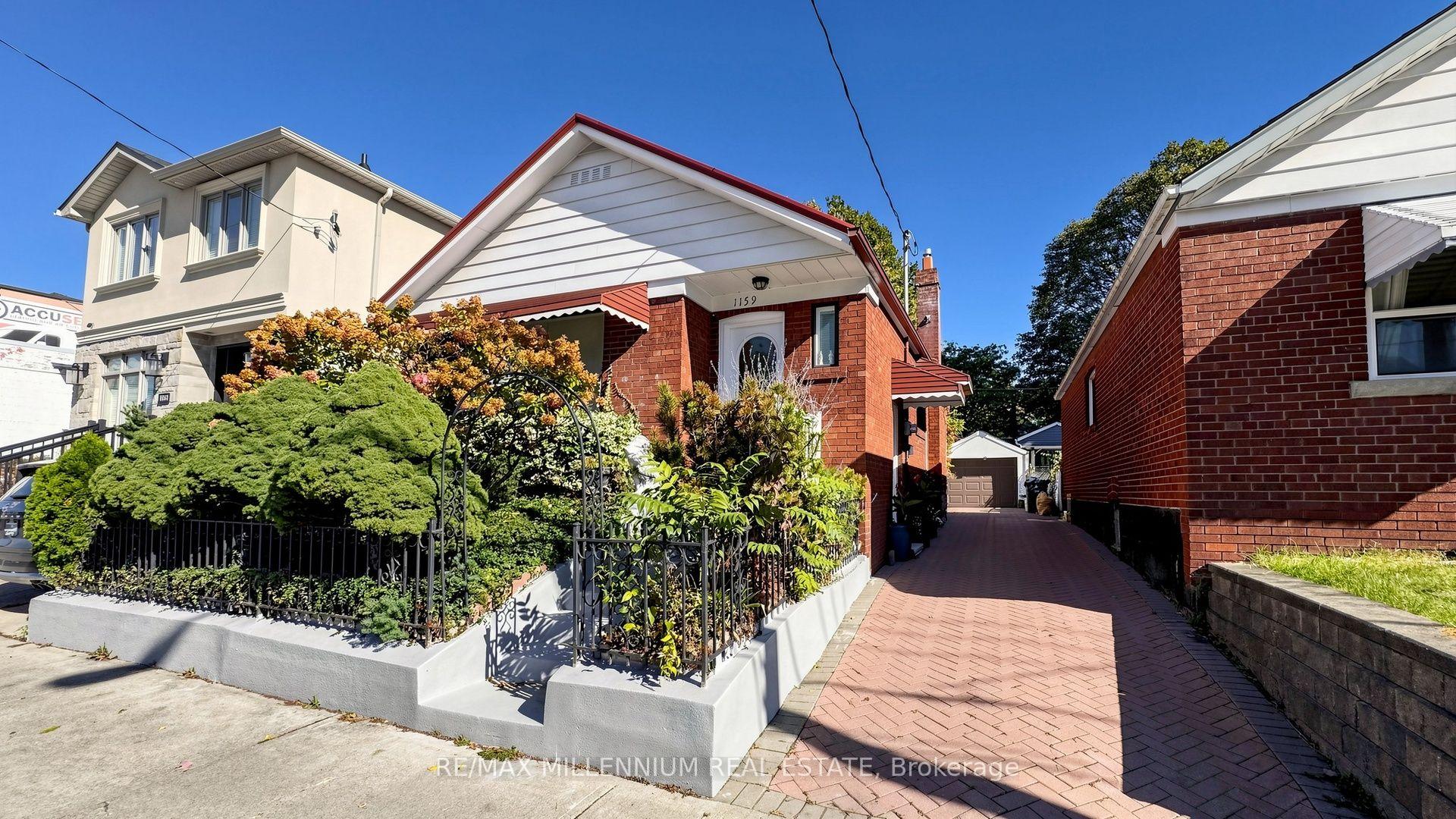Front of 1159 Woodbine Avenue