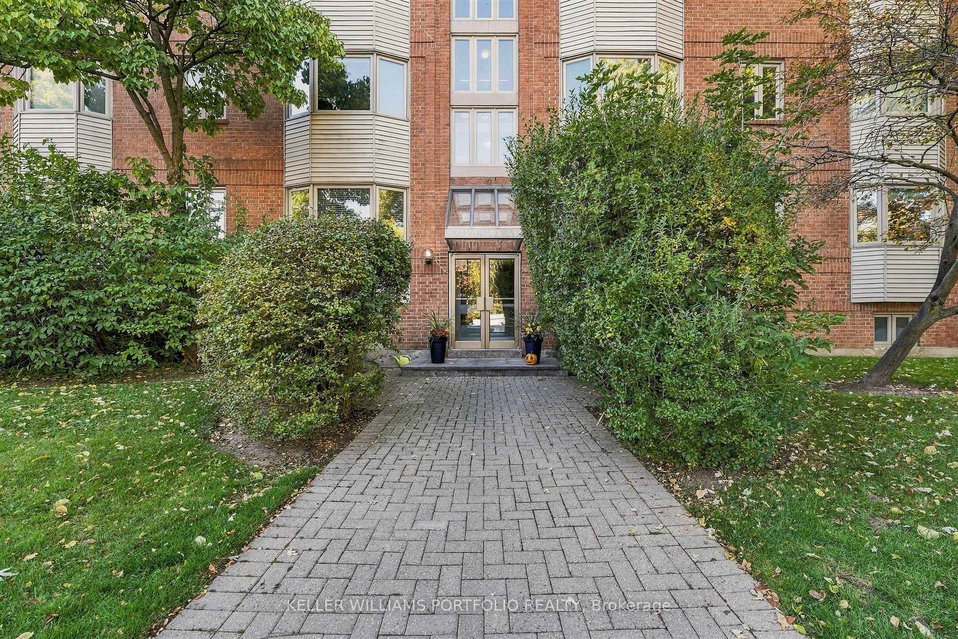 Photo of Unit 204, 60 Kippendavie Avenue