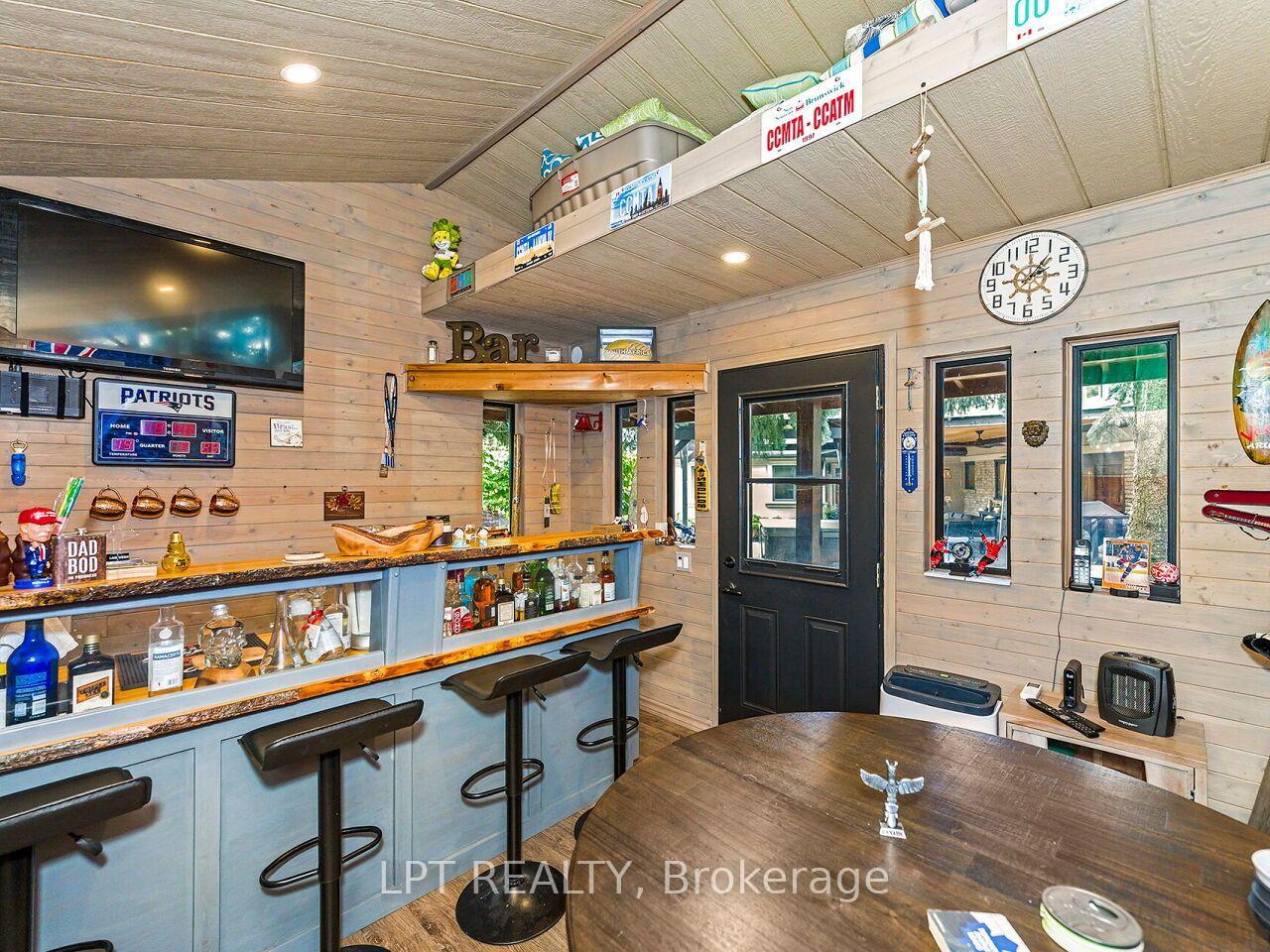 Photo 47 of 493 Tipperton Crescent, Oakville, West — HOMEH