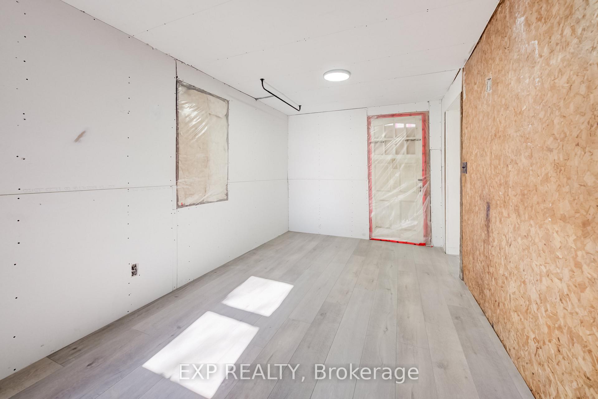 Photo 15 of 745 Binning Street W, North Perth, Listowel — HOMEH