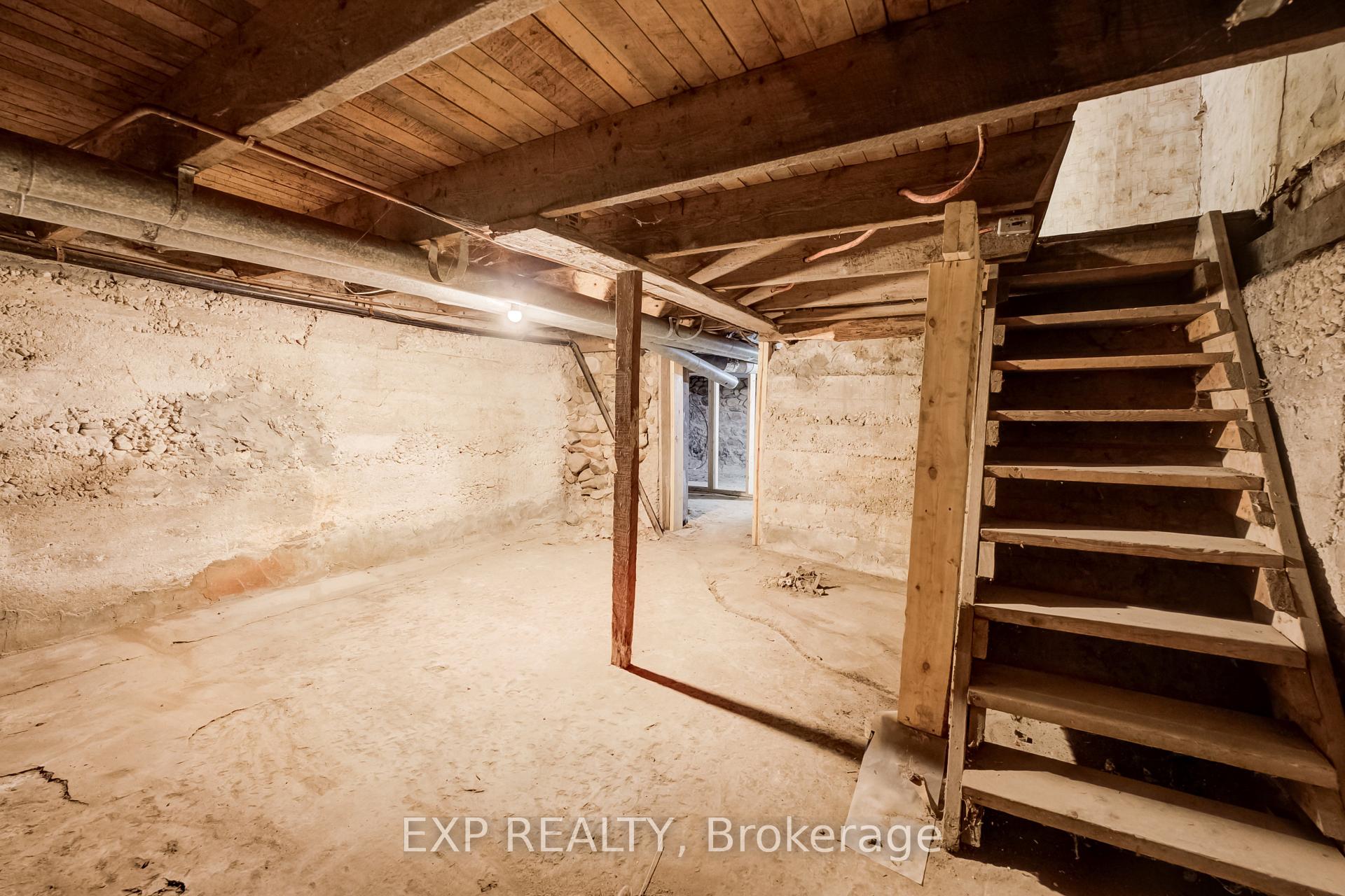 Photo 21 of 745 Binning Street W, North Perth, Listowel — HOMEH