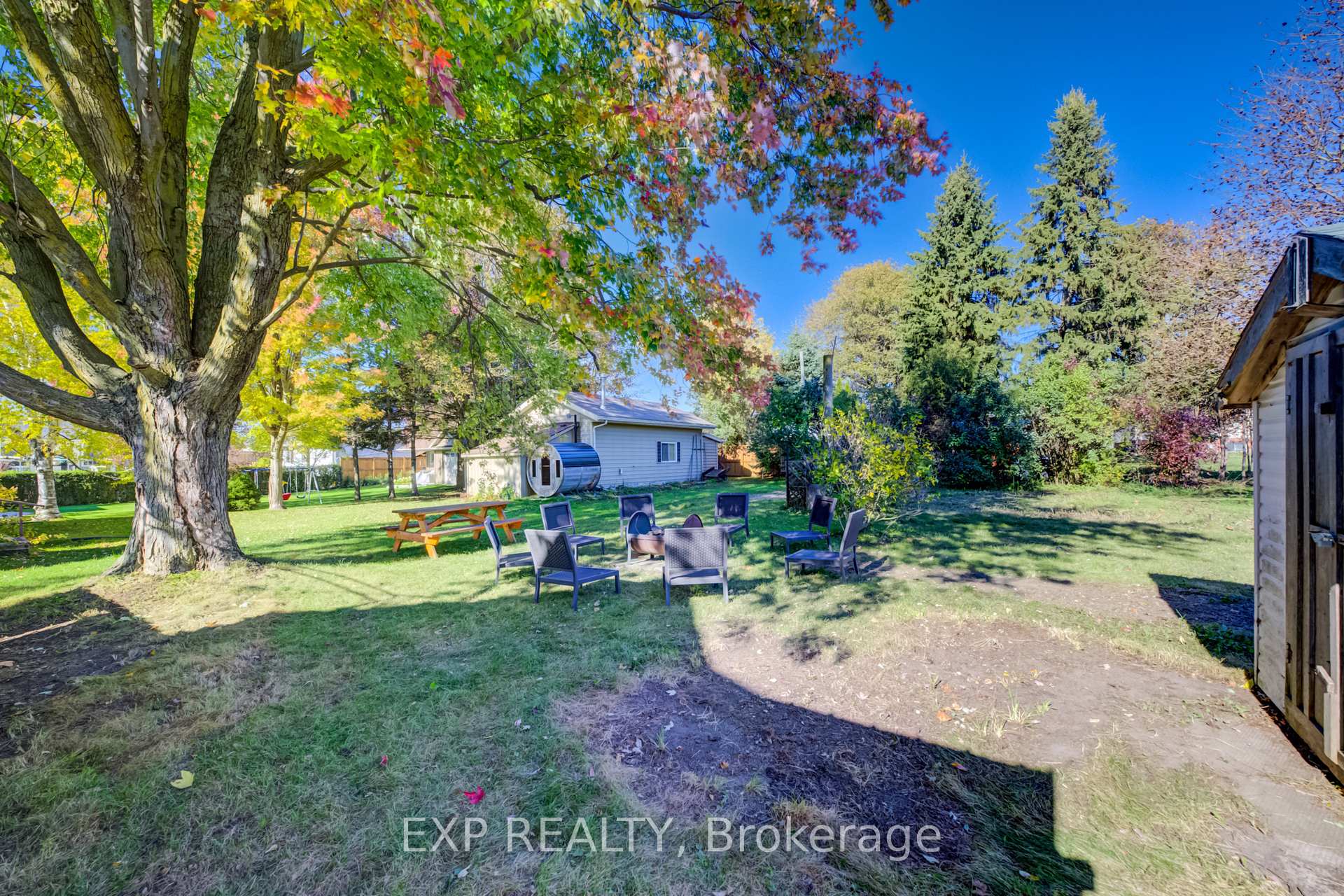 Photo 24 of 745 Binning Street W, North Perth, Listowel — HOMEH